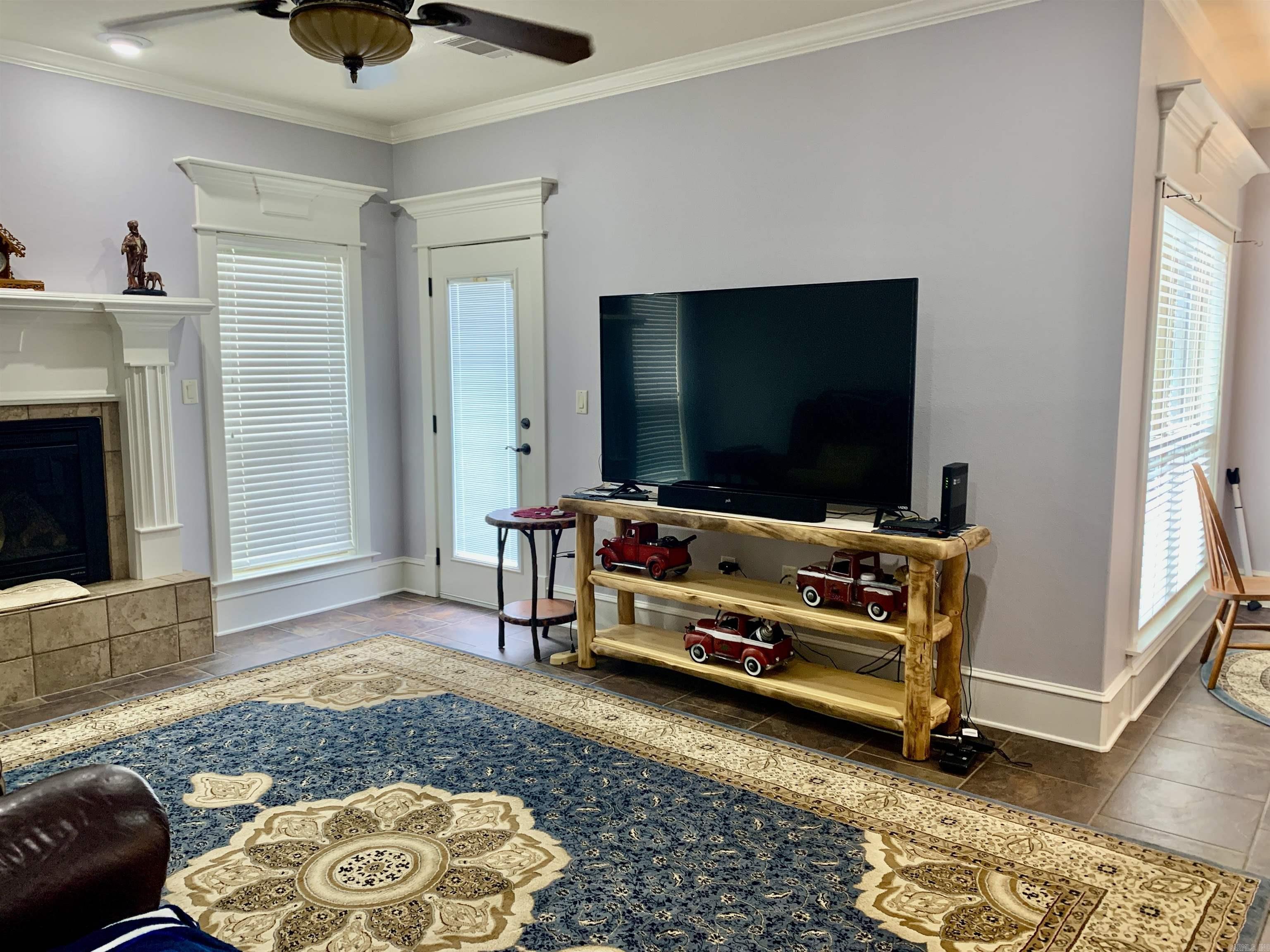 WOODRIDGE - Residential