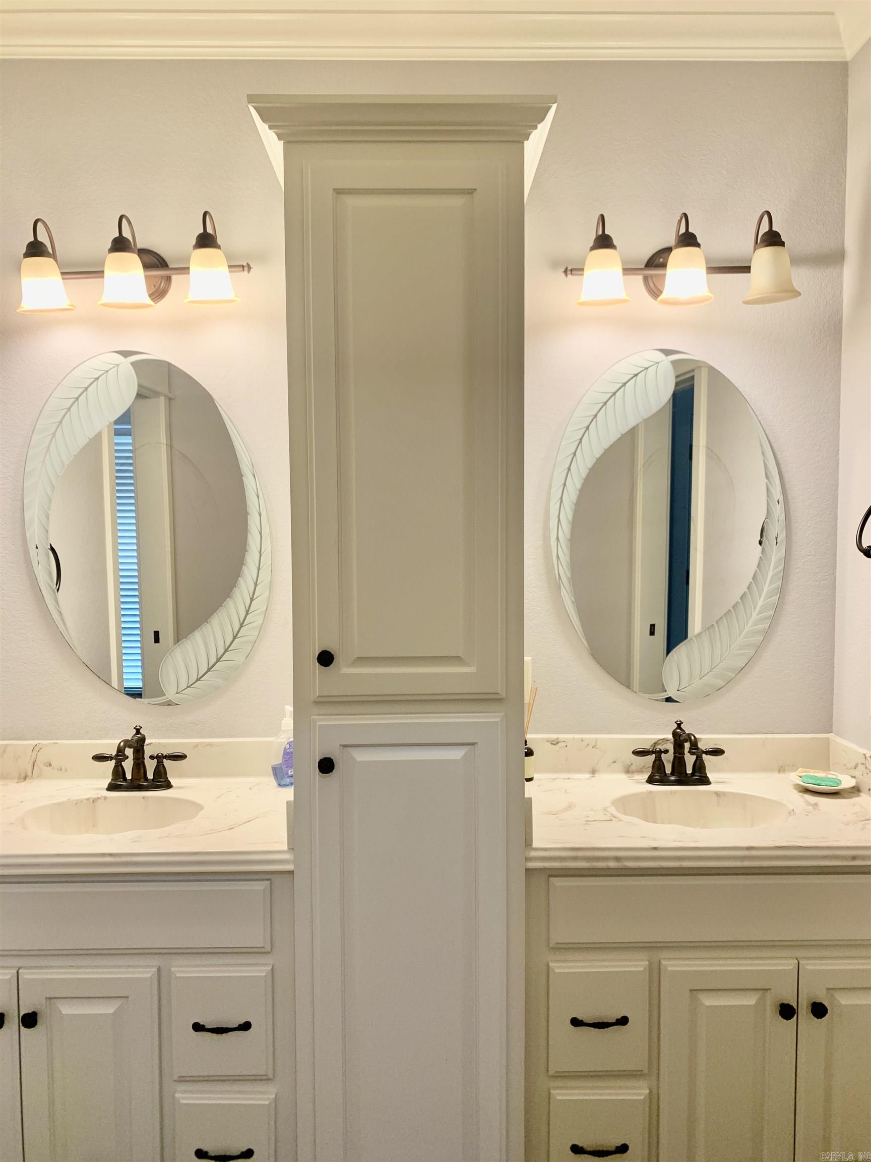 WOODRIDGE - Residential