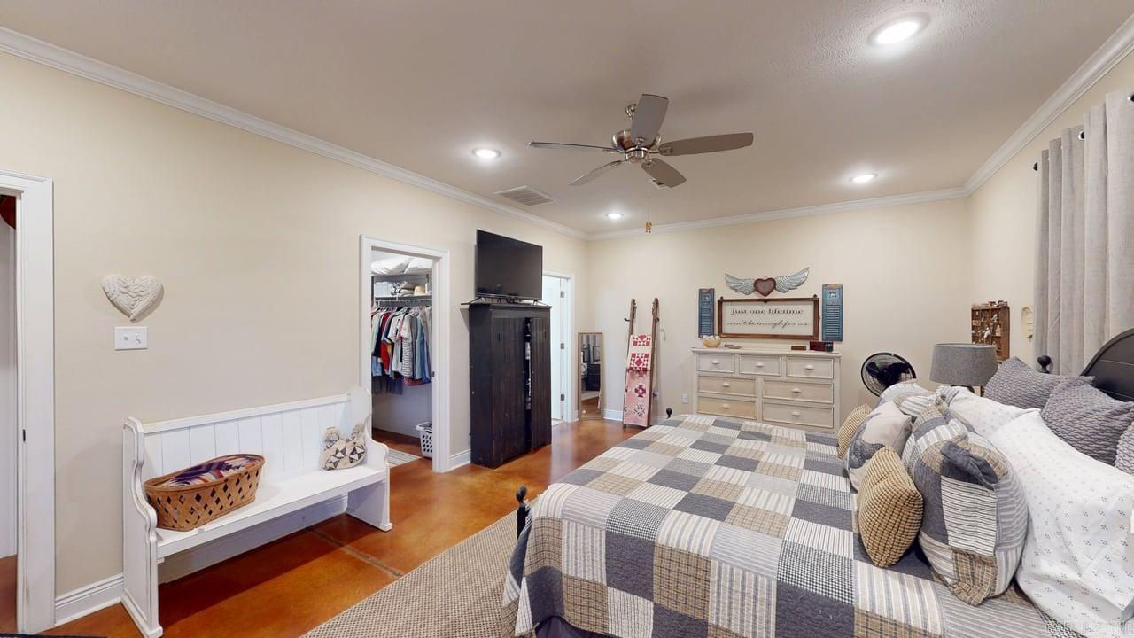 Salem Woods - Residential