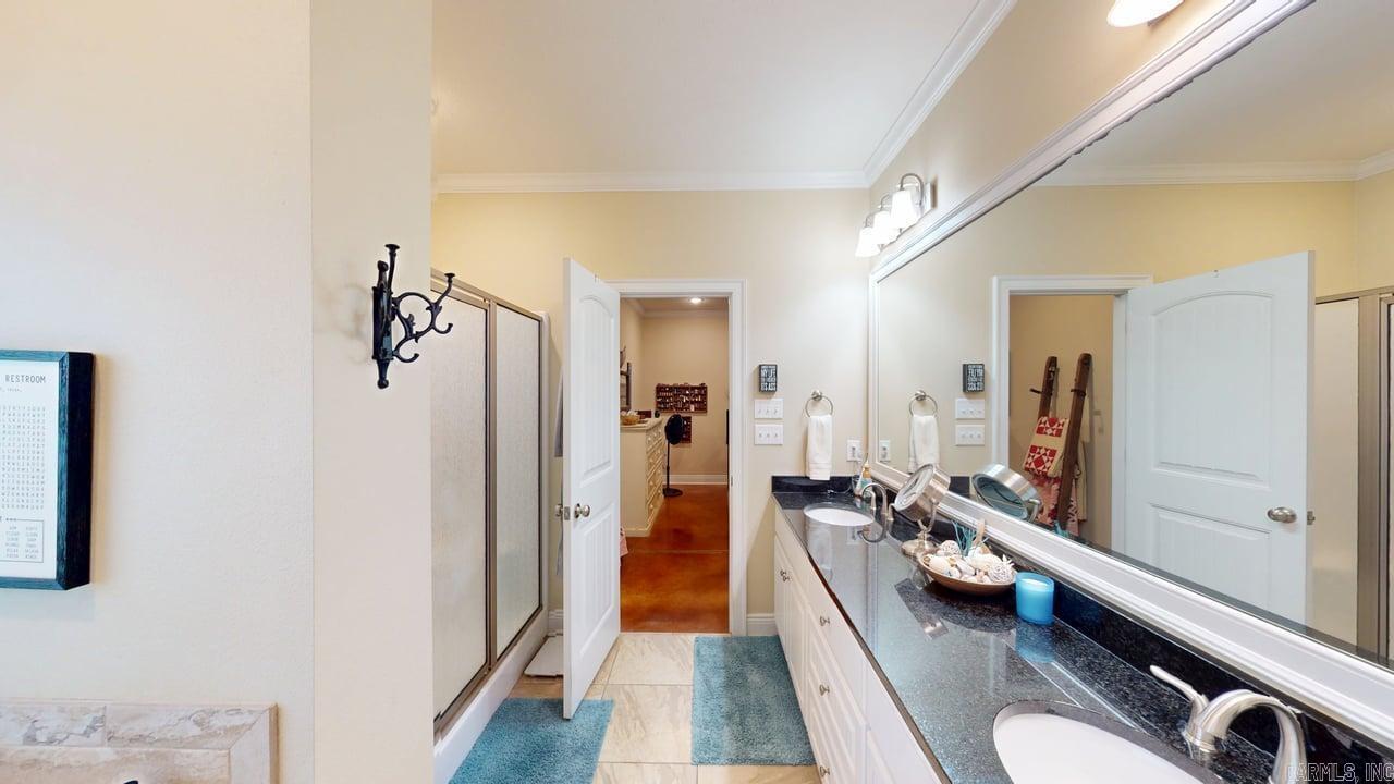 Salem Woods - Residential