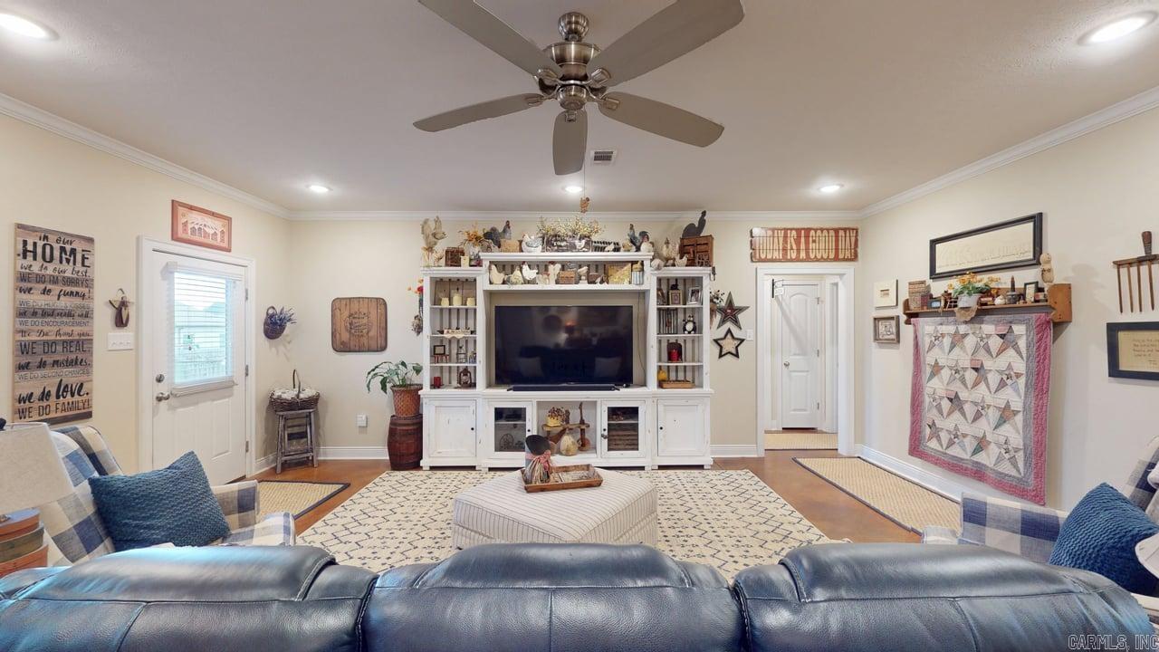 Salem Woods - Residential