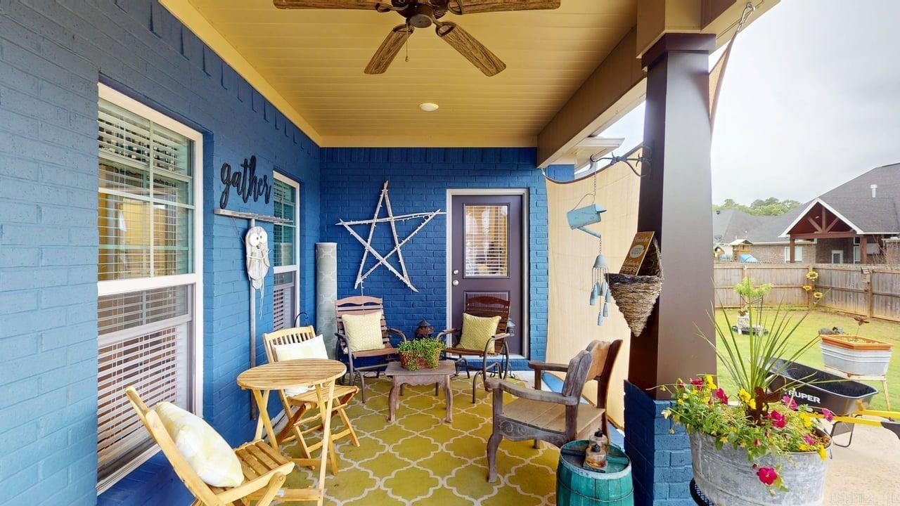 Salem Woods - Residential