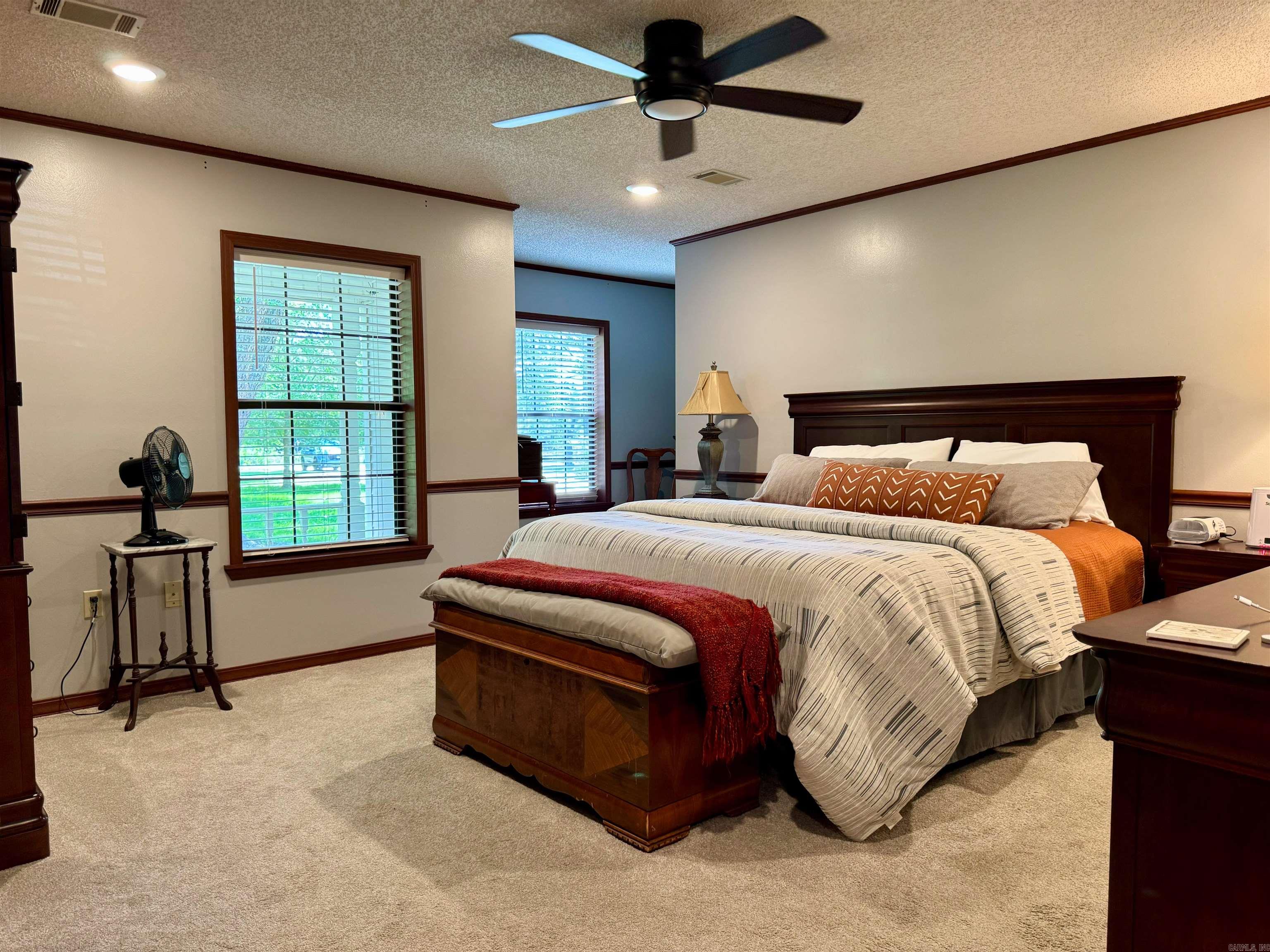 EASTWOOD ACRES - Residential