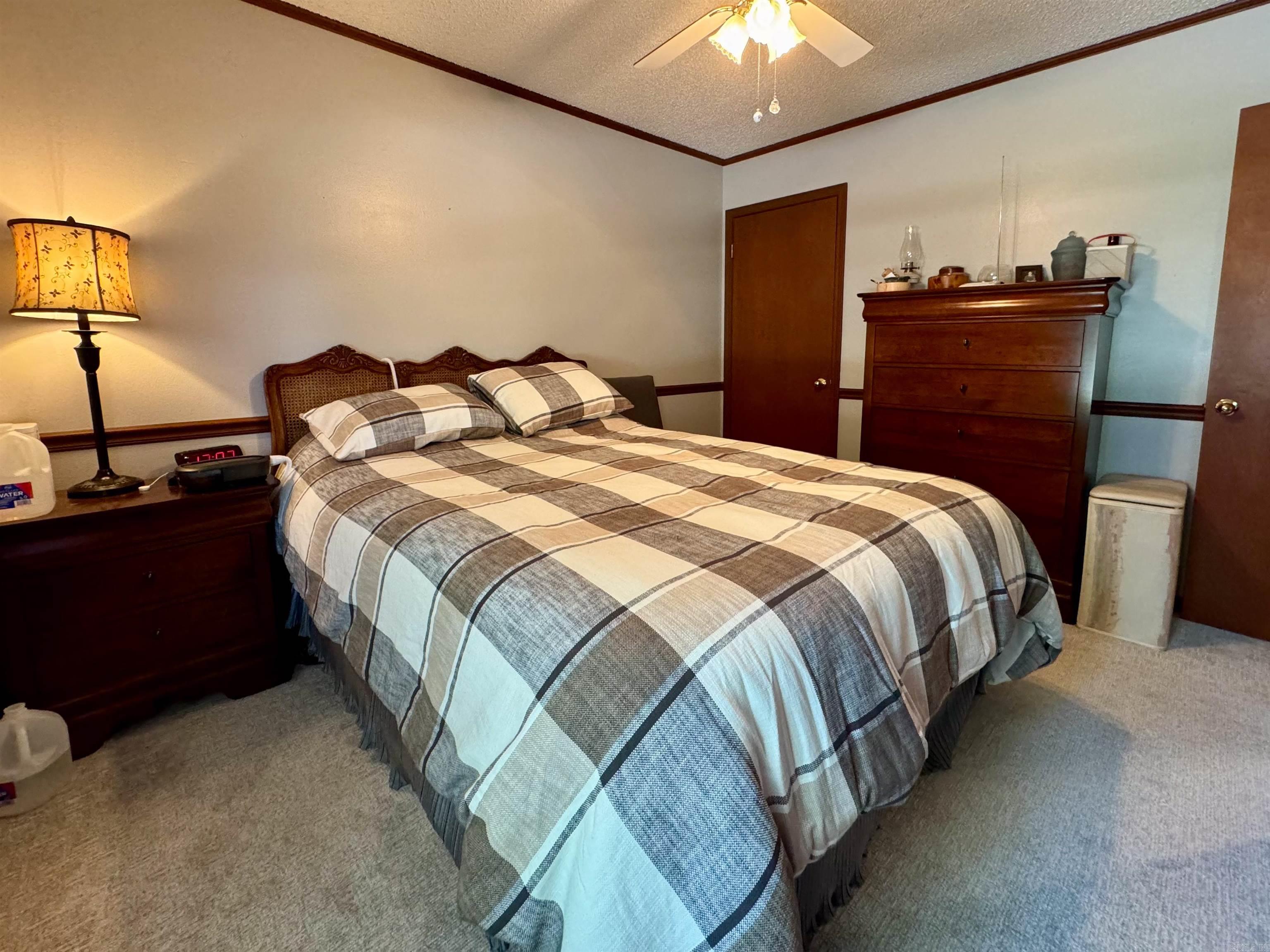 EASTWOOD ACRES - Residential