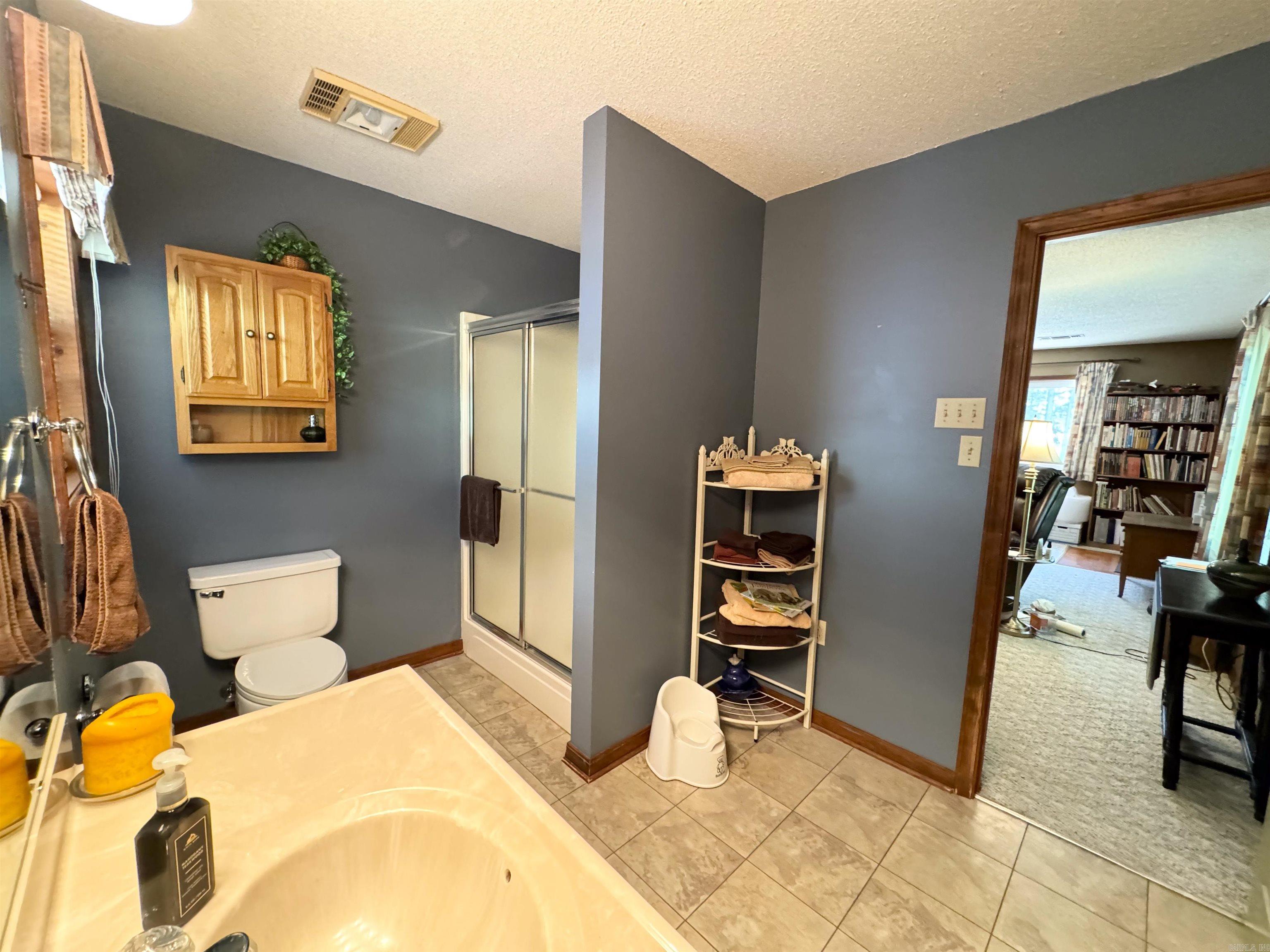 EASTWOOD ACRES - Residential