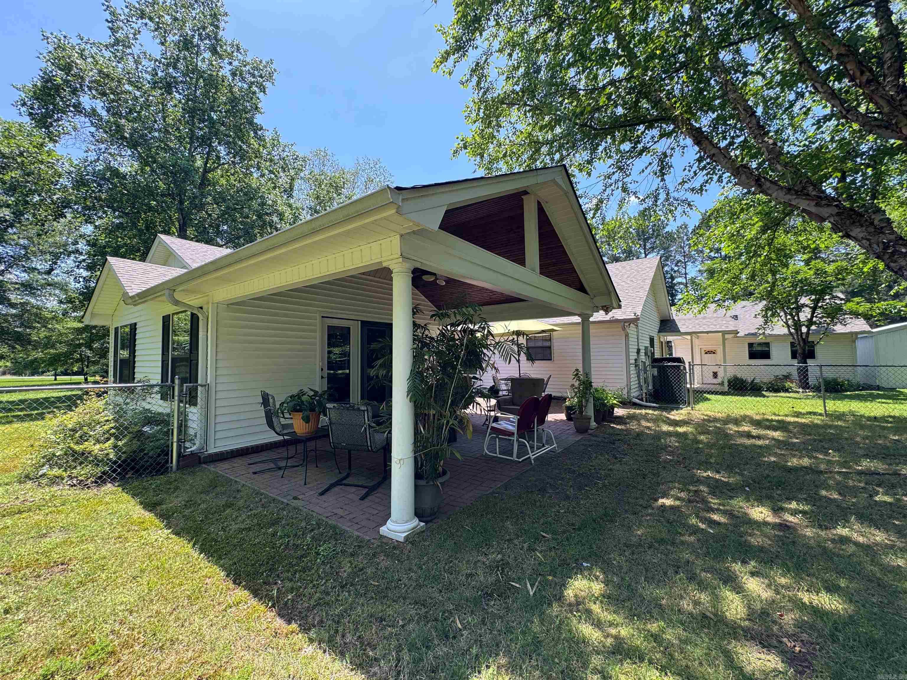 EASTWOOD ACRES - Residential