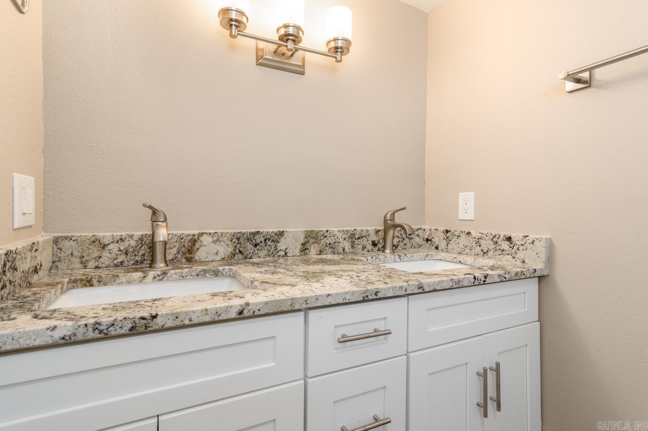 Diamondhead - Residential