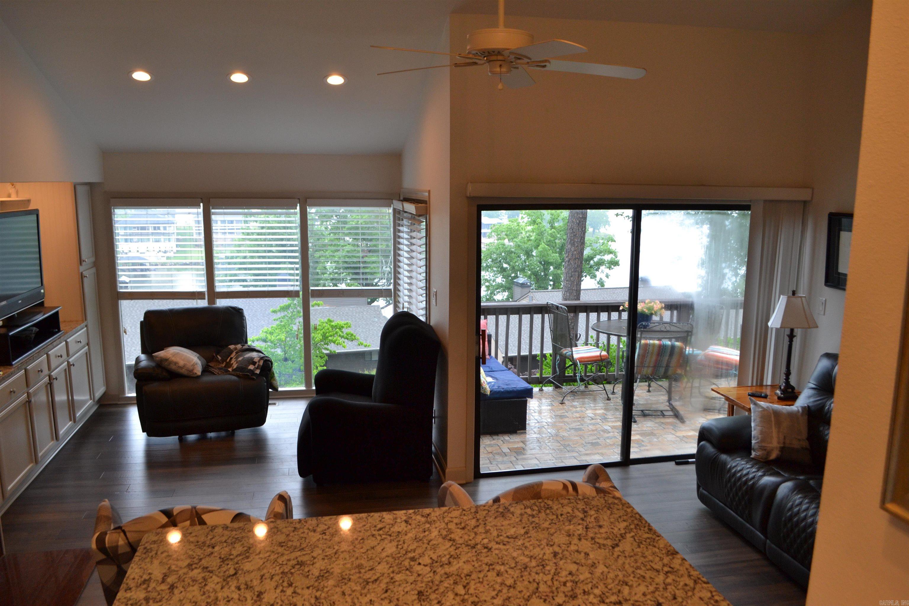 SOUTH SHORE HPR - Residential