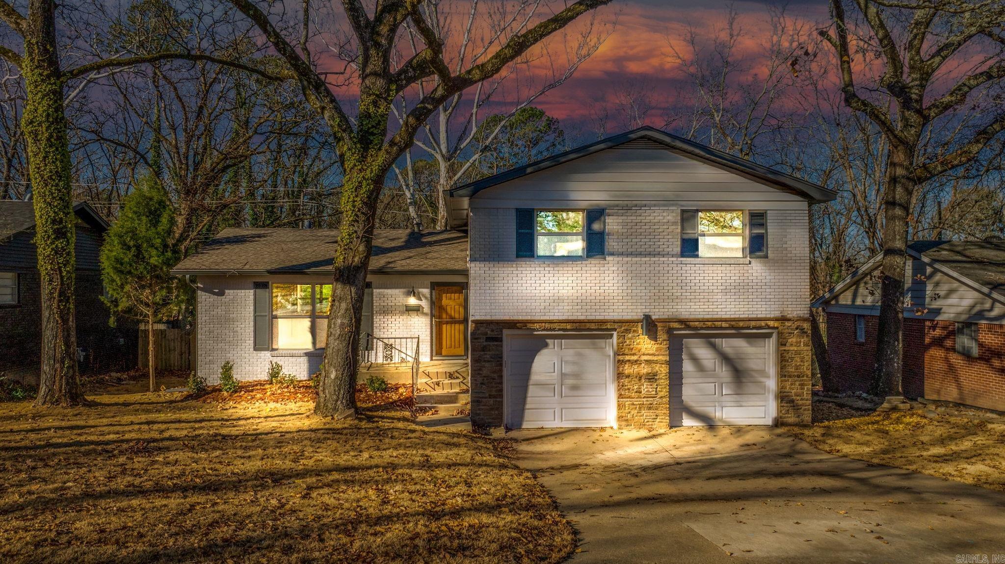 TREASURE HILL - Residential