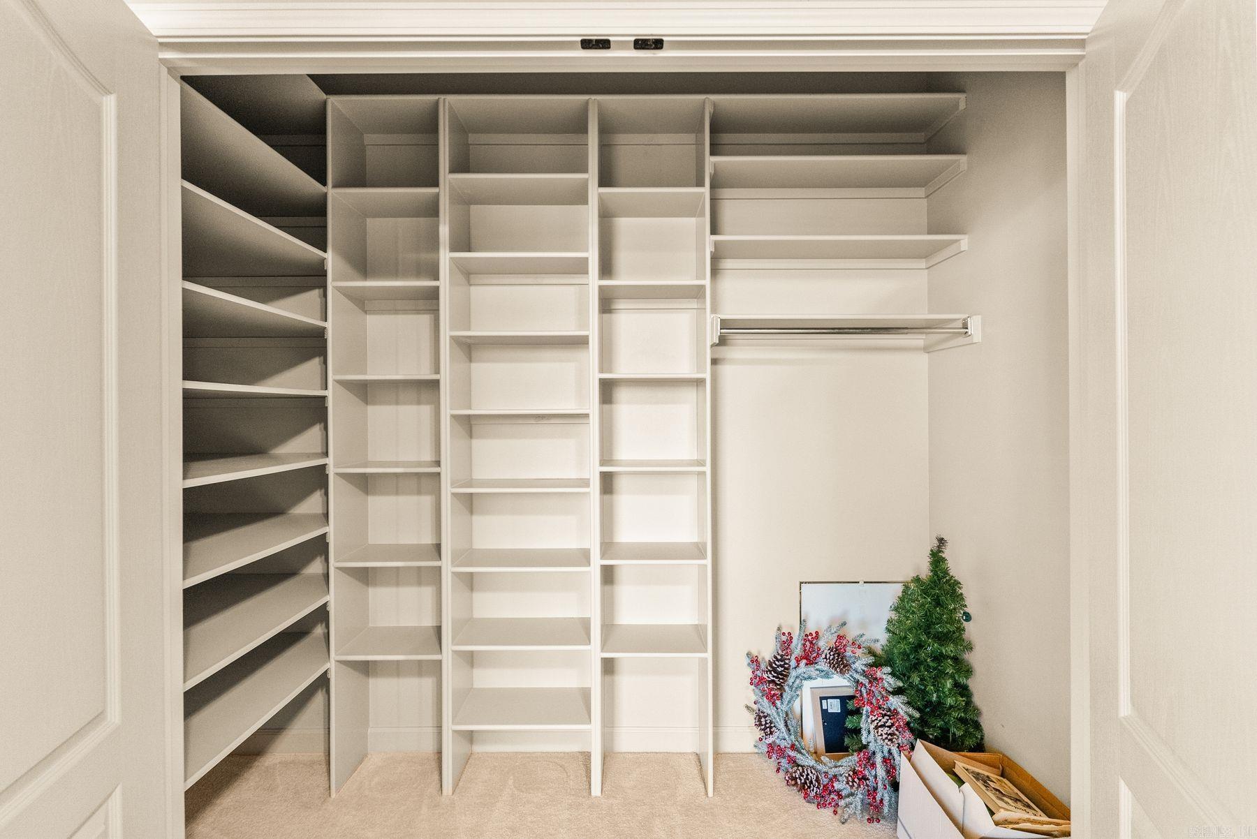 MILLERS CROSSING - Residential