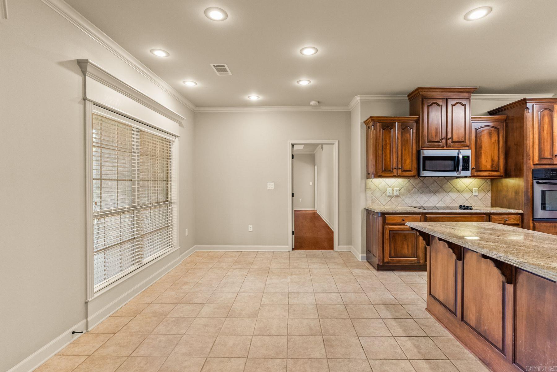 MILLERS CROSSING - Residential