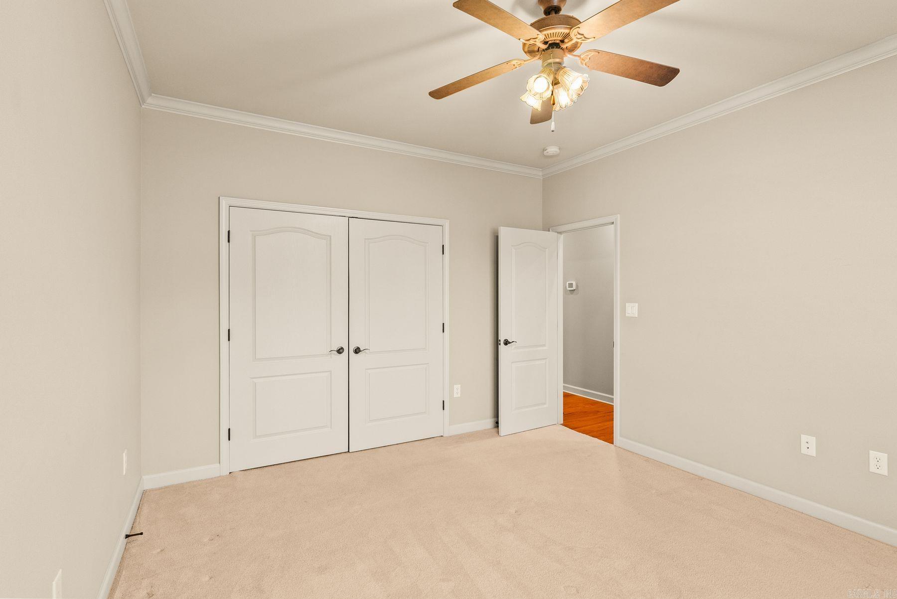 MILLERS CROSSING - Residential