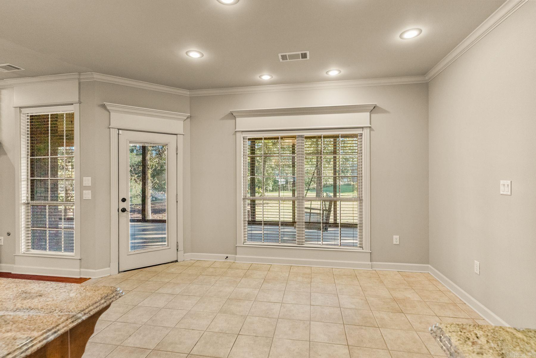 MILLERS CROSSING - Residential