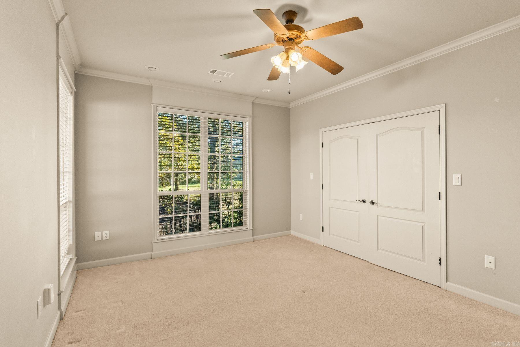 MILLERS CROSSING - Residential