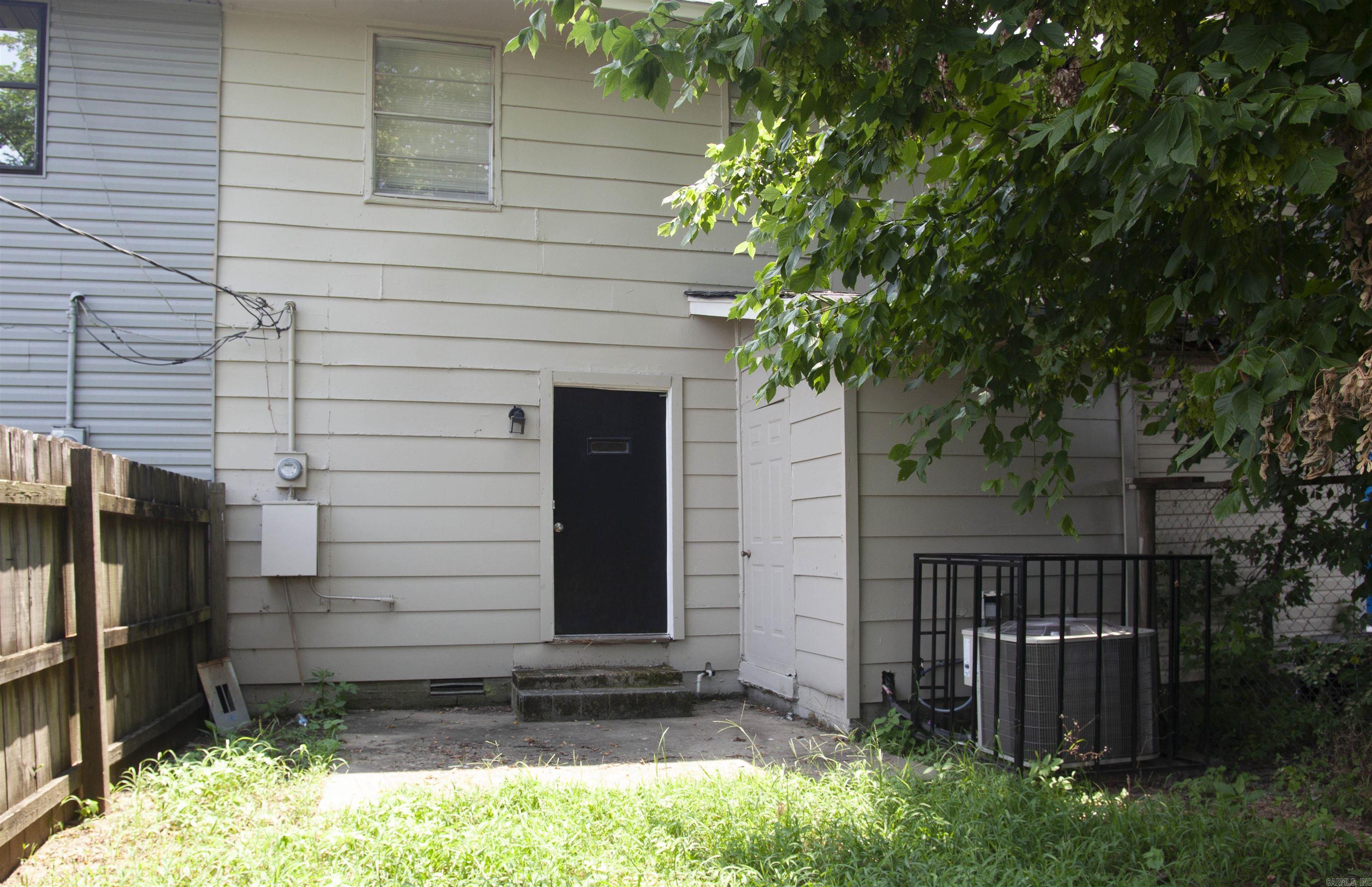 College - Residential Lease