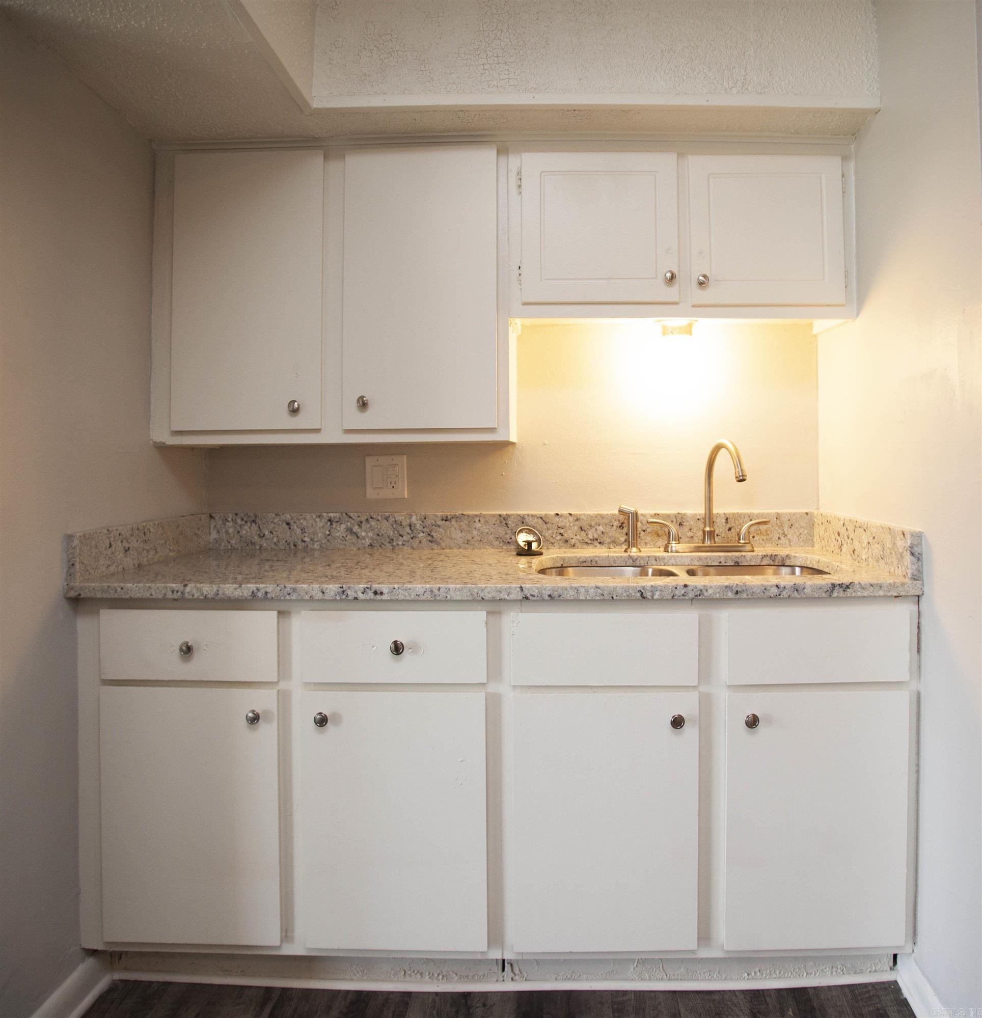 College - Residential Lease