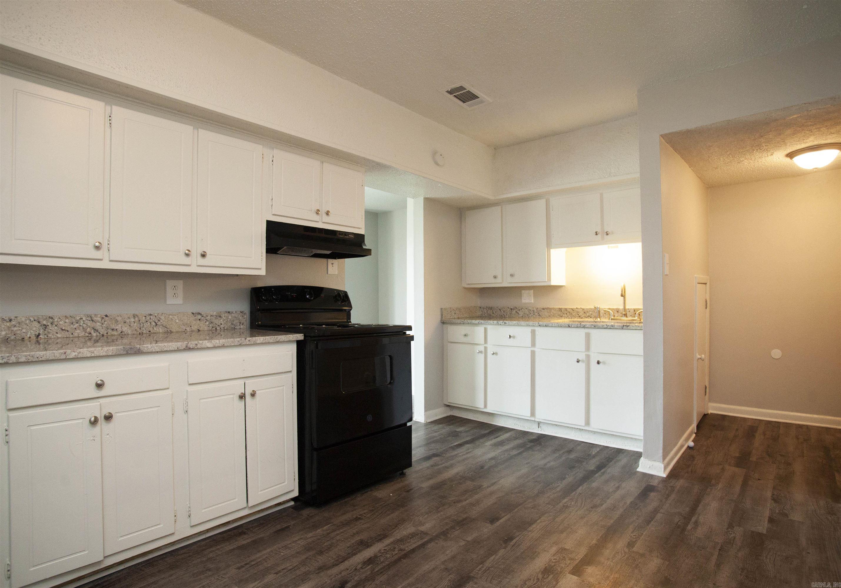 College - Residential Lease