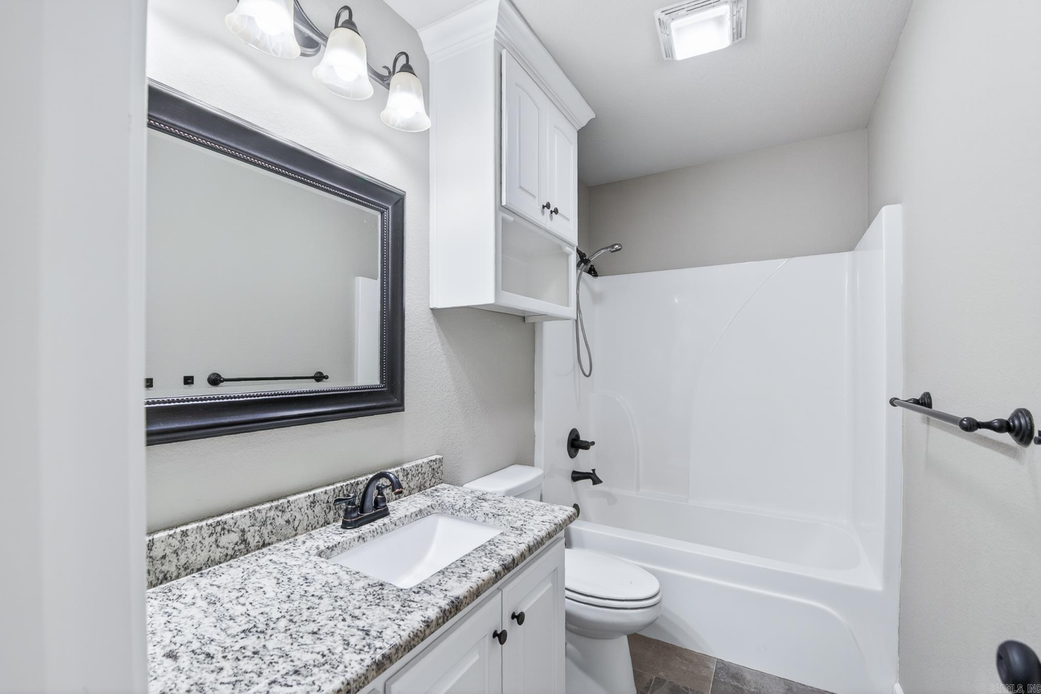 BOBWHITE - Residential