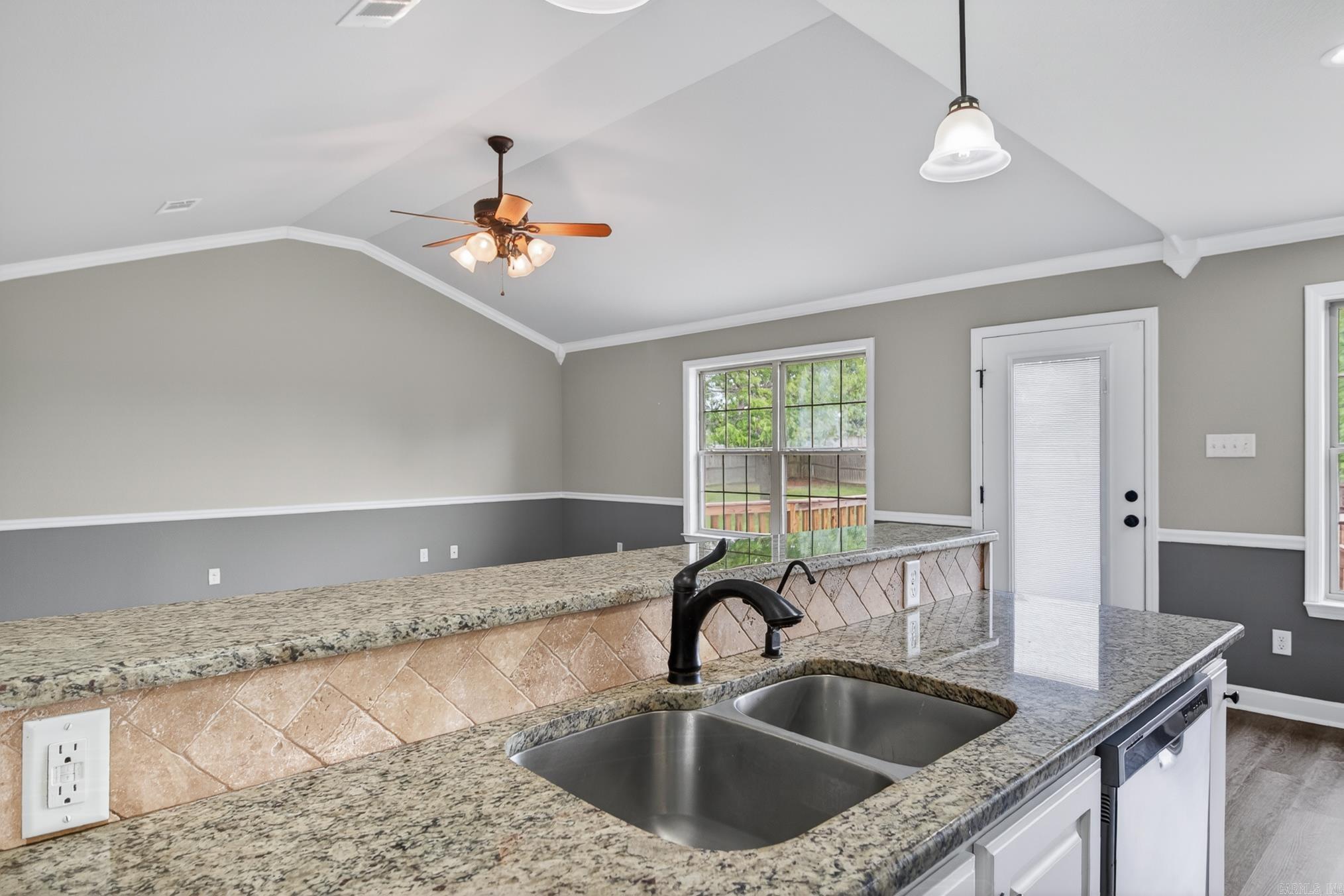 BOBWHITE - Residential