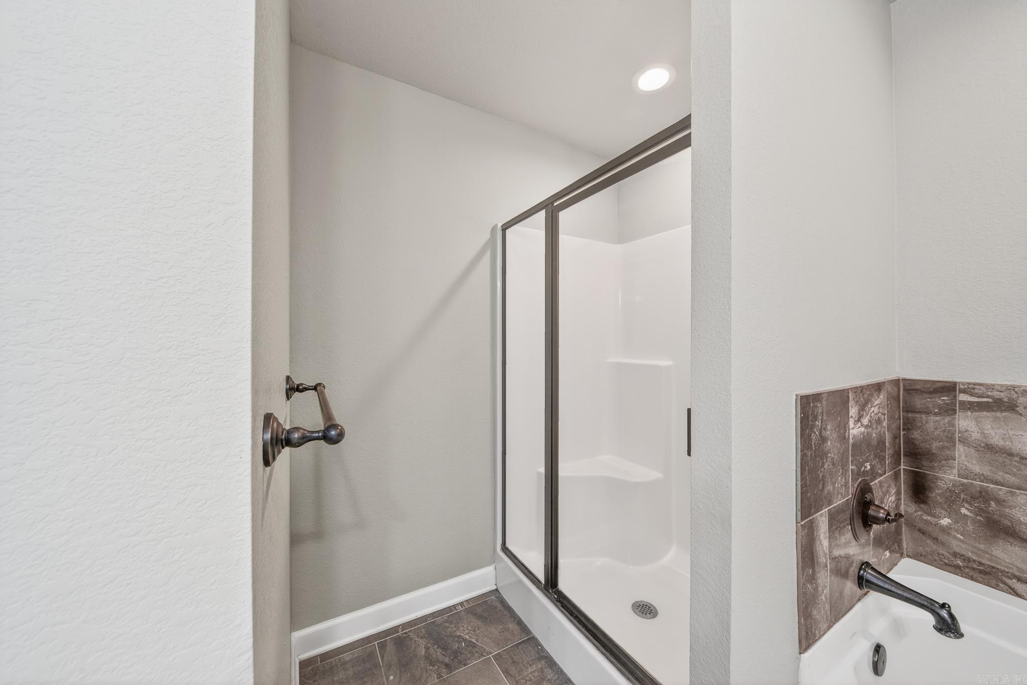 BOBWHITE - Residential