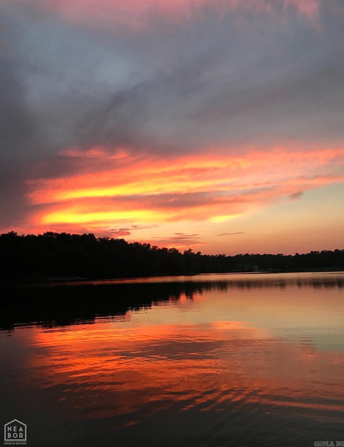 EAST LAKE - Residential
