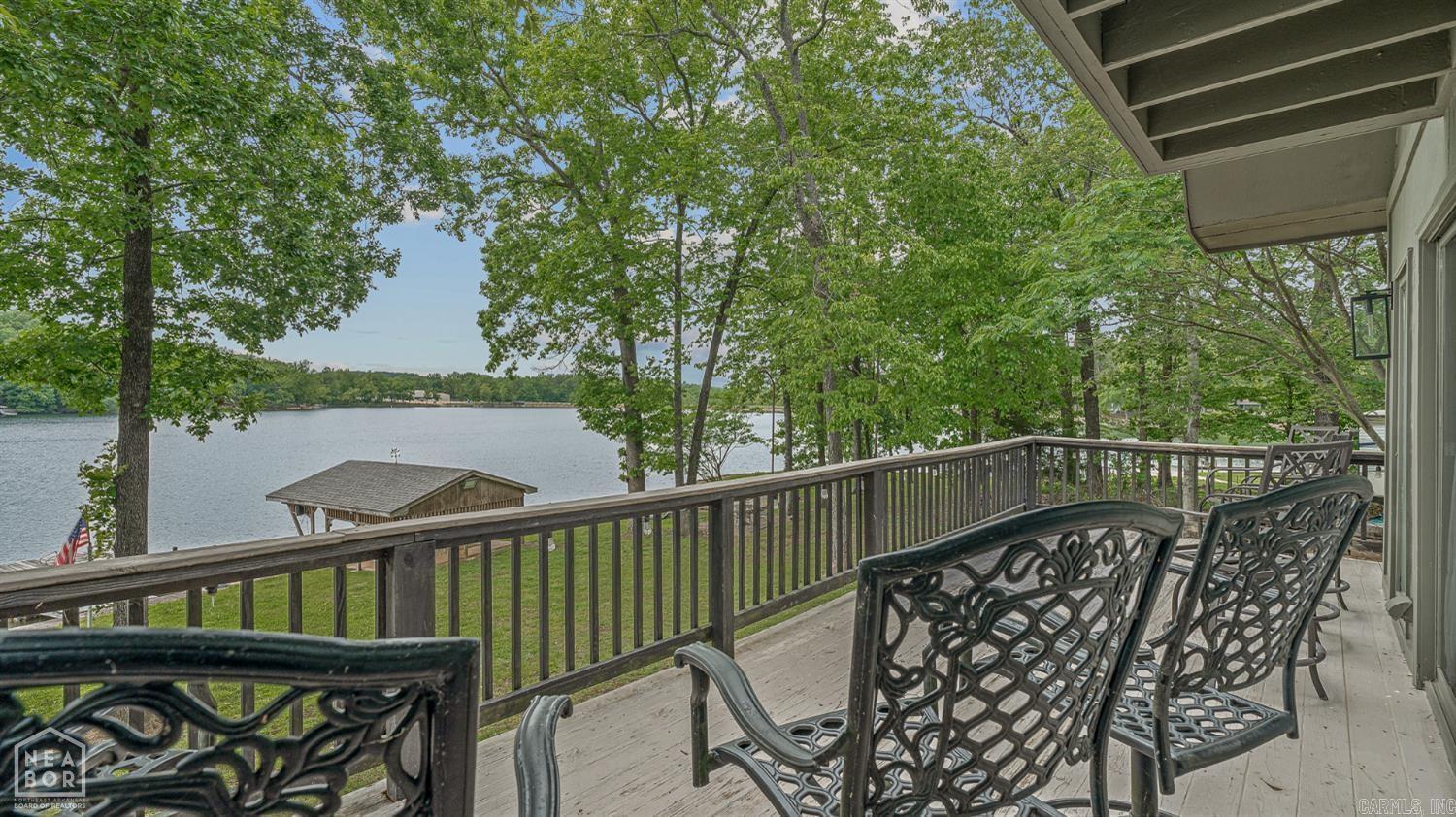 EAST LAKE - Residential