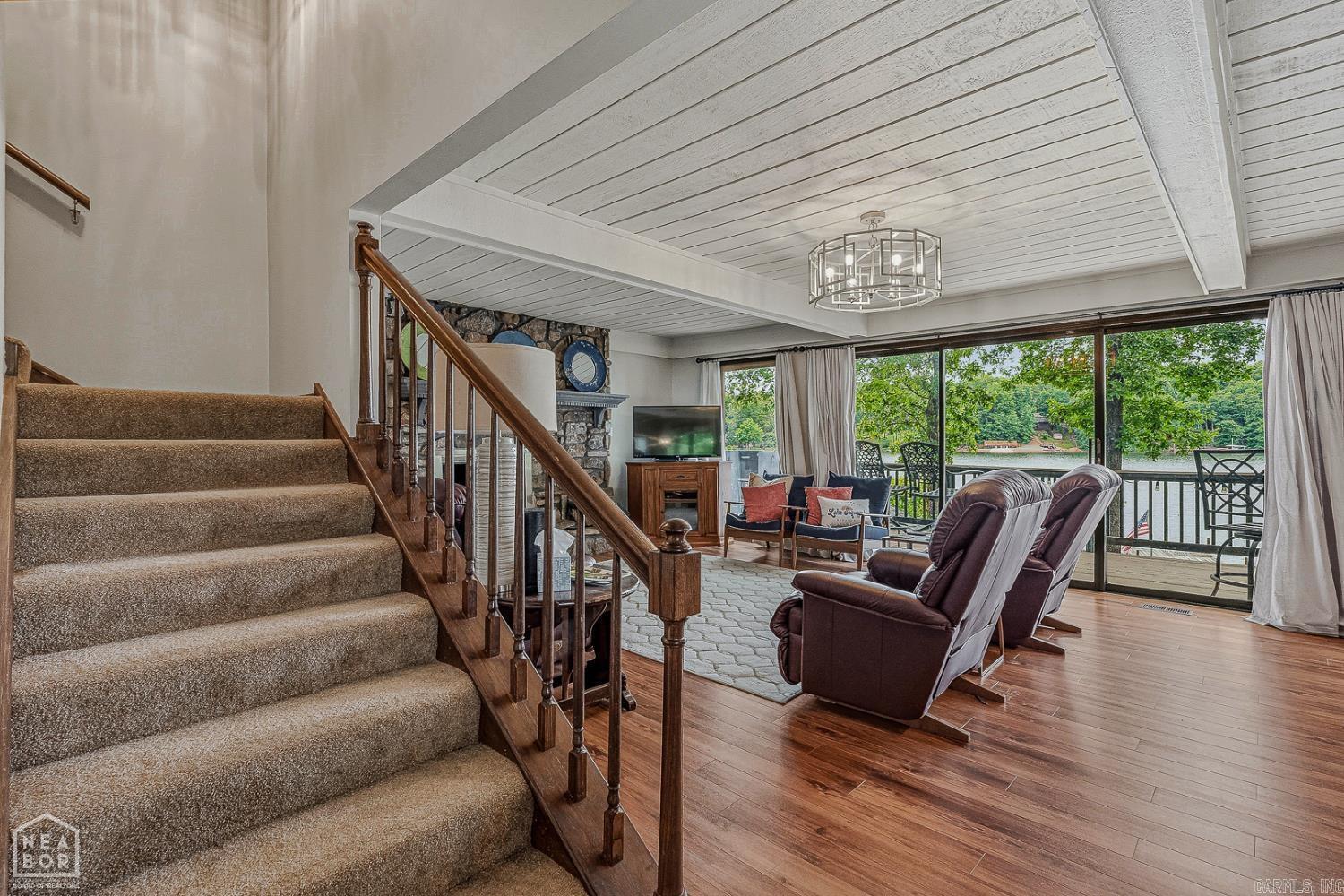 EAST LAKE - Residential