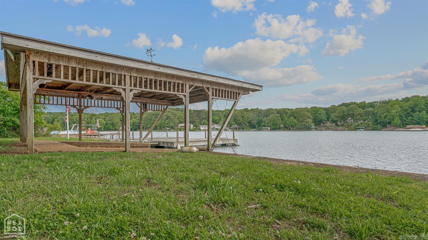 EAST LAKE - Residential