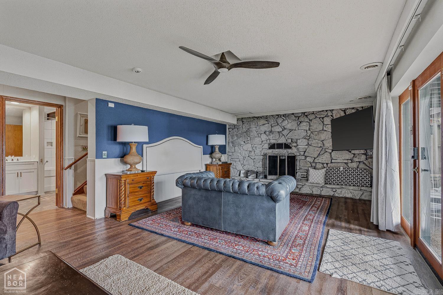 EAST LAKE - Residential