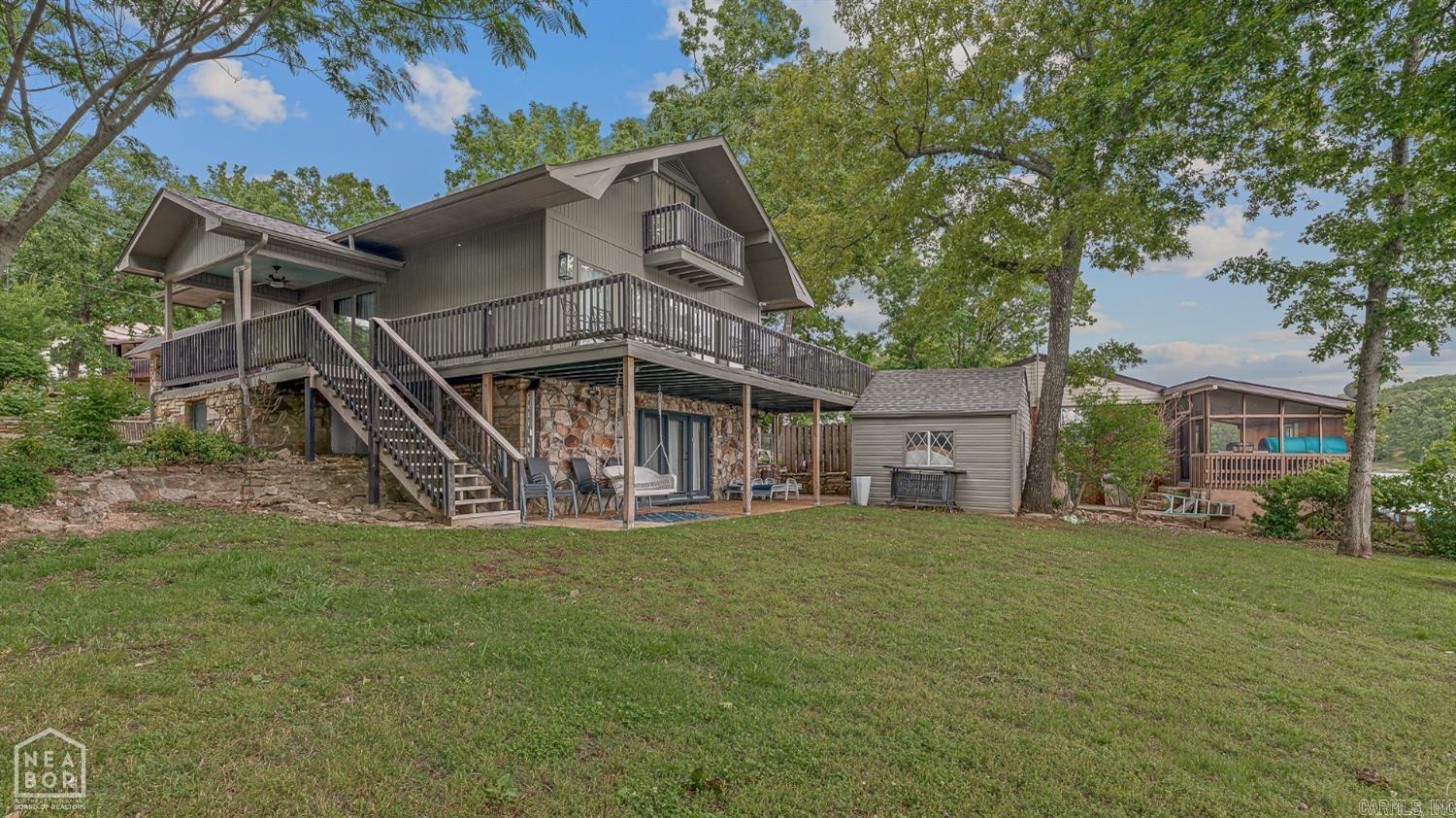 EAST LAKE - Residential
