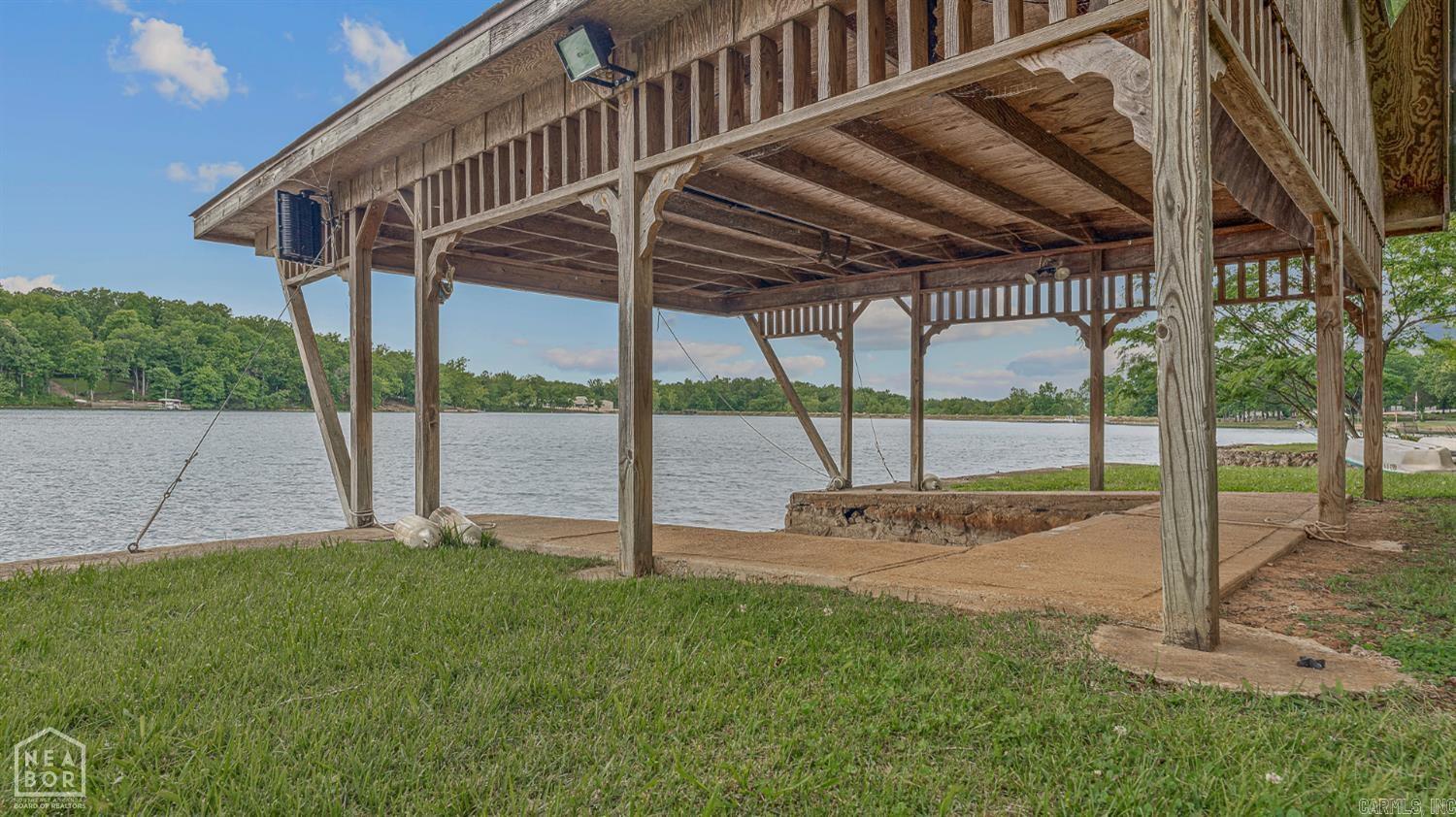 EAST LAKE - Residential