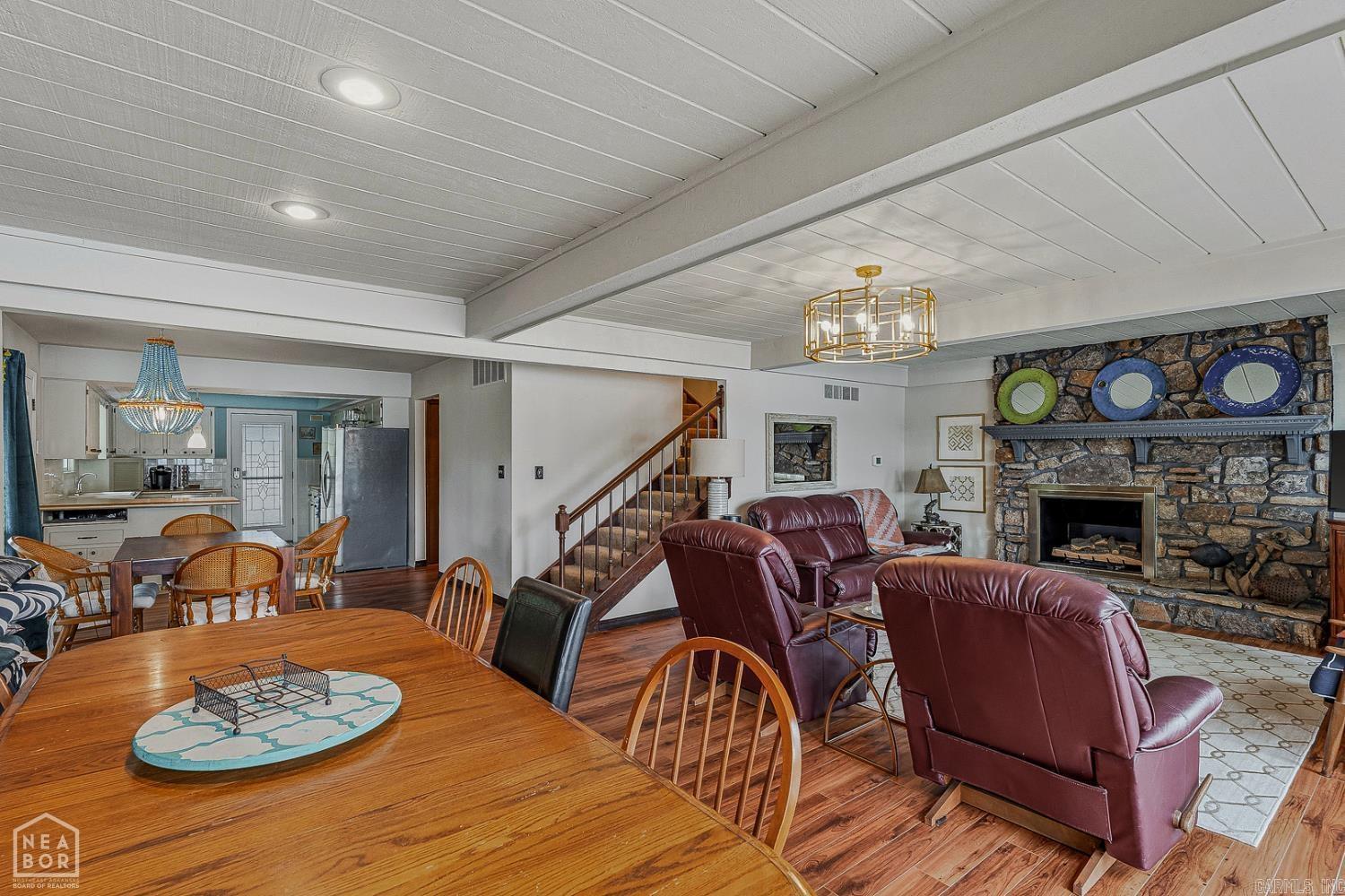 EAST LAKE - Residential