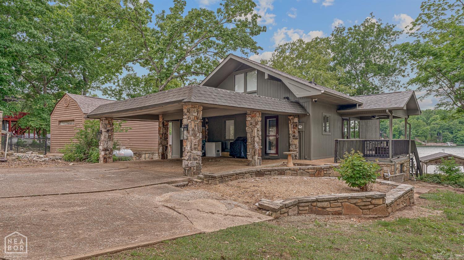EAST LAKE - Residential