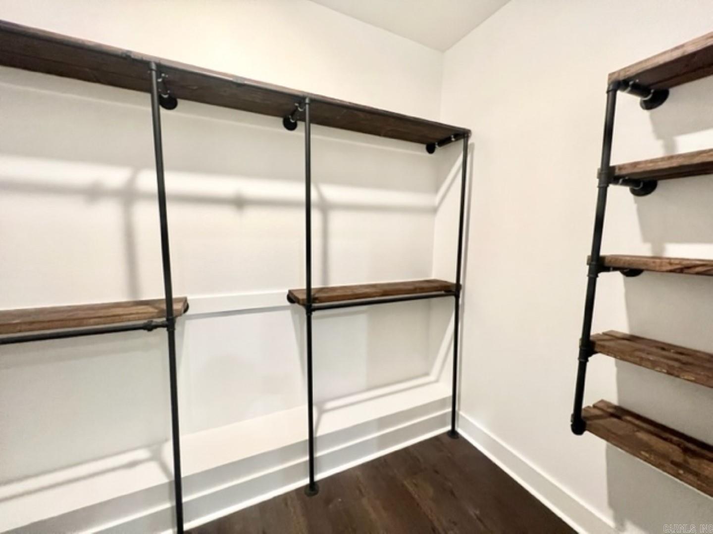 HIDDEN VALLEY ESTATES - Residential