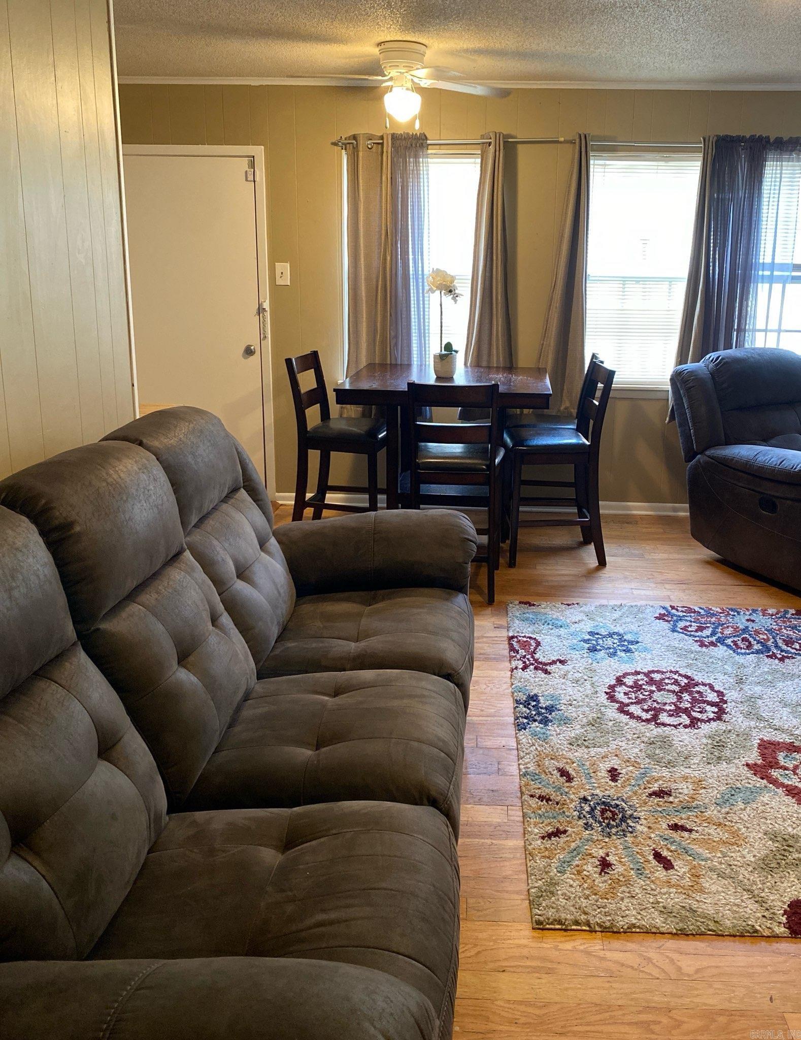 CAMPUS PLACE - Residential