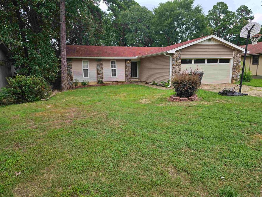 Great choice! This home has 3 beds 2 baths and a bonus room that could be used as a fourth bedroom, office, or formal living. It has a 2 car garage and Just shy of a Quarter Acre lot. Perfect for a 1st time homebuyer or investor looking for a rental. It is located in a great neighborhood close to hospitals, schools and Shopping! Call today to set up a showing!