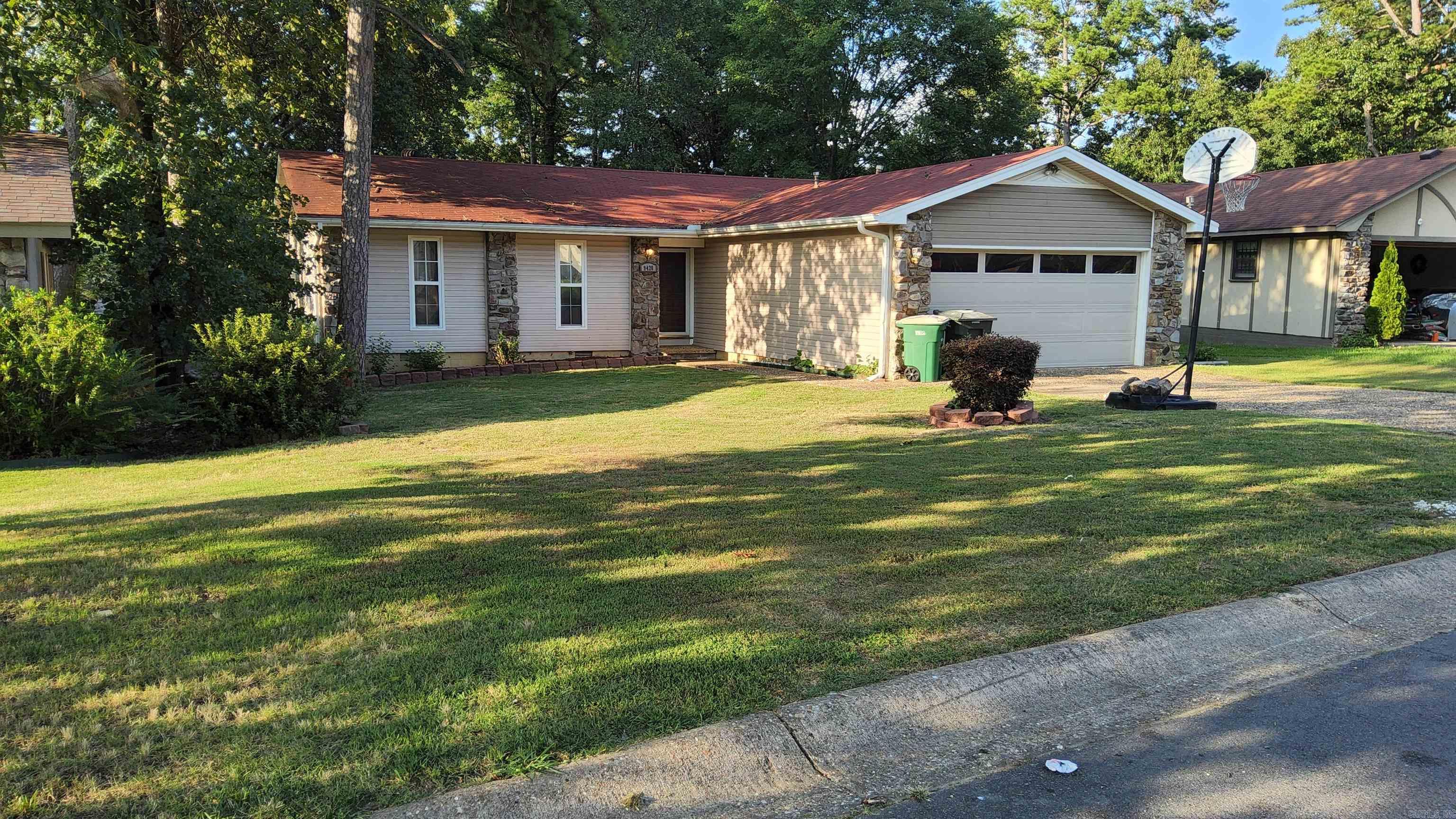 CAMPUS PLACE - Residential