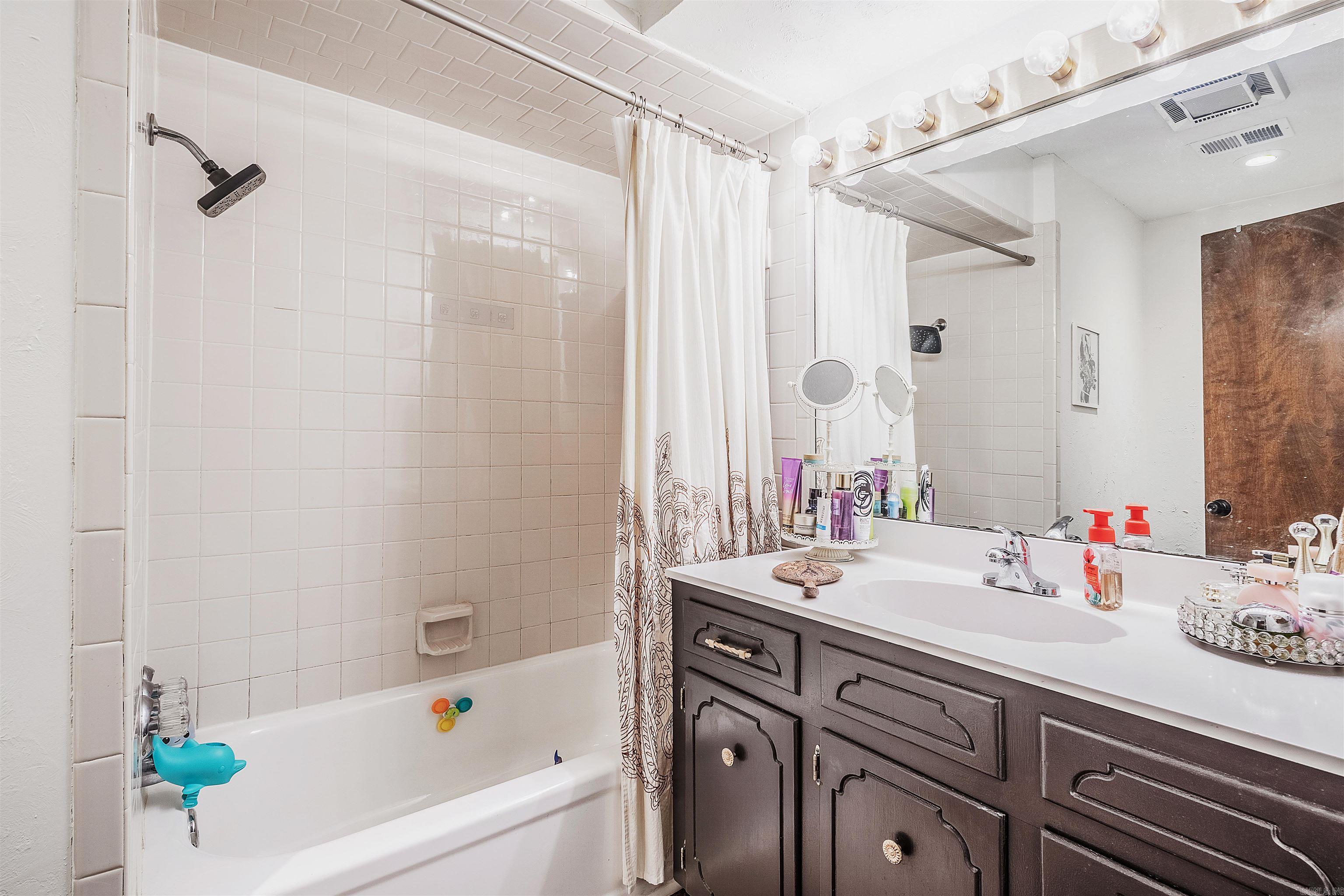 OVERBROOK - Residential