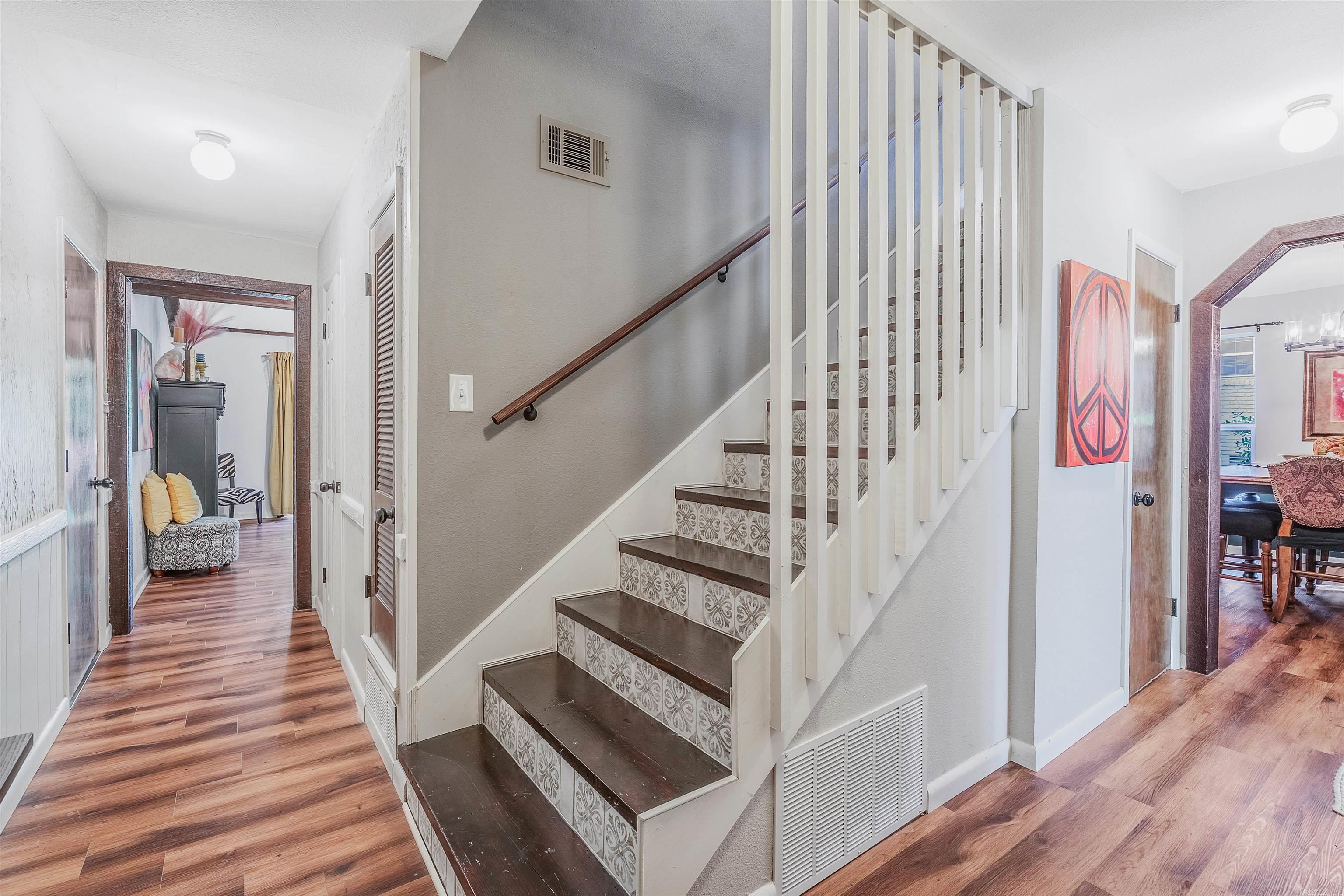 OVERBROOK - Residential