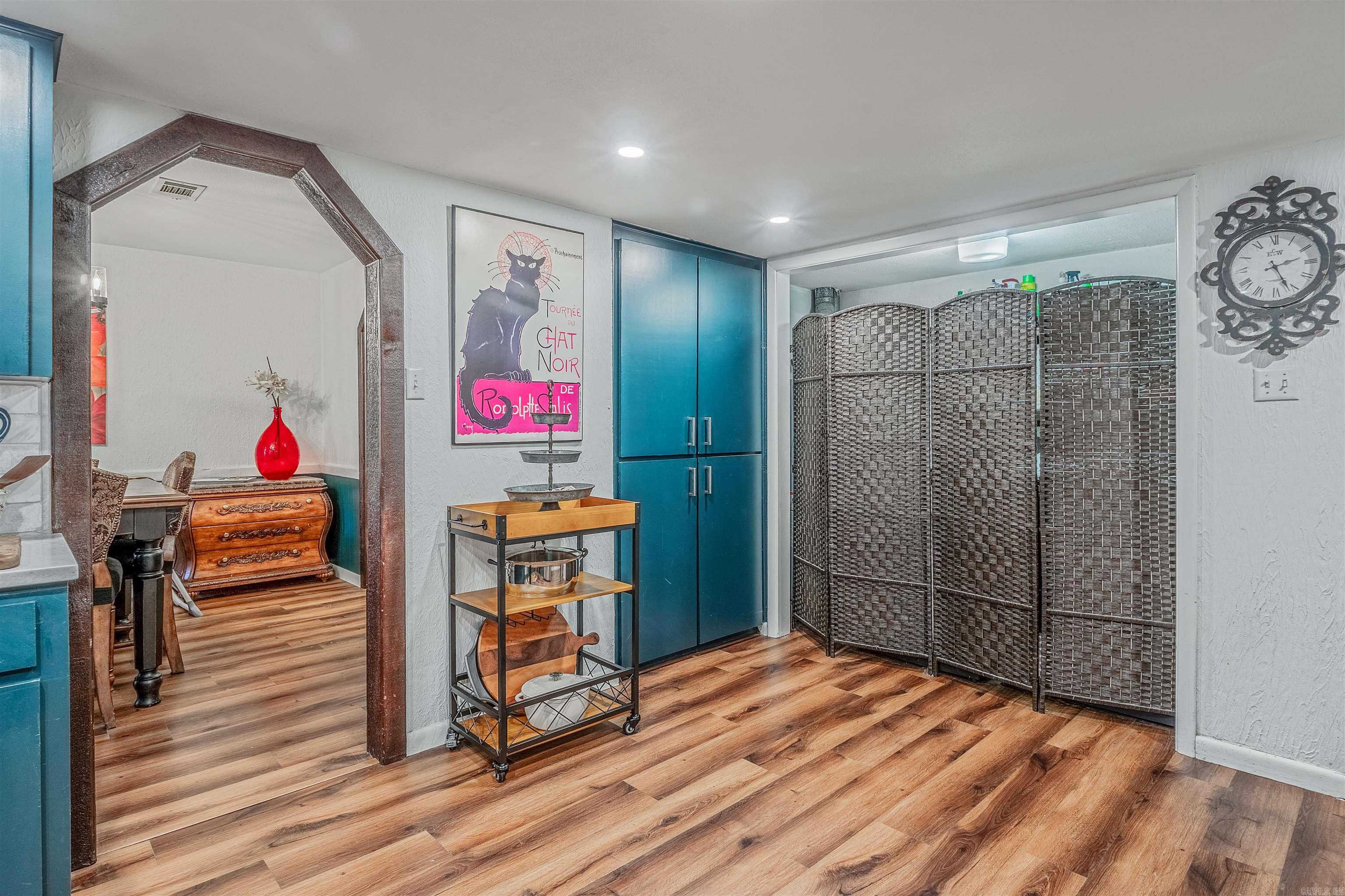 OVERBROOK - Residential