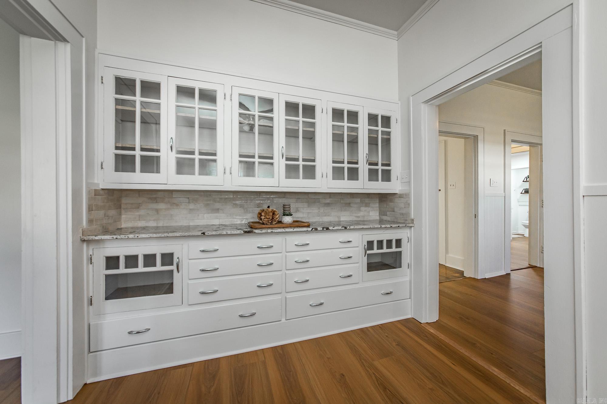 OT ENGLAND CITY - Residential