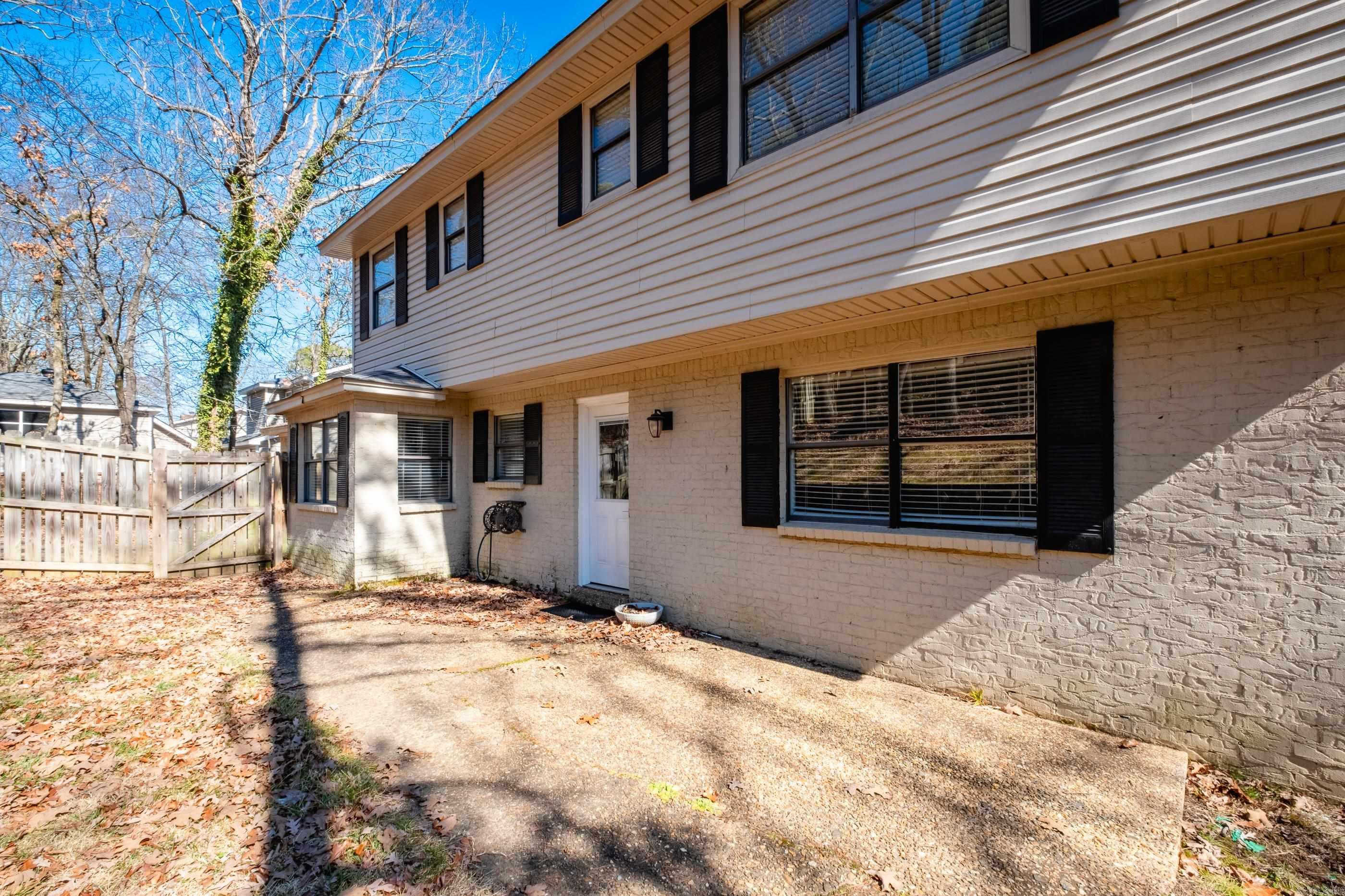 MARLOWE MANOR - Residential