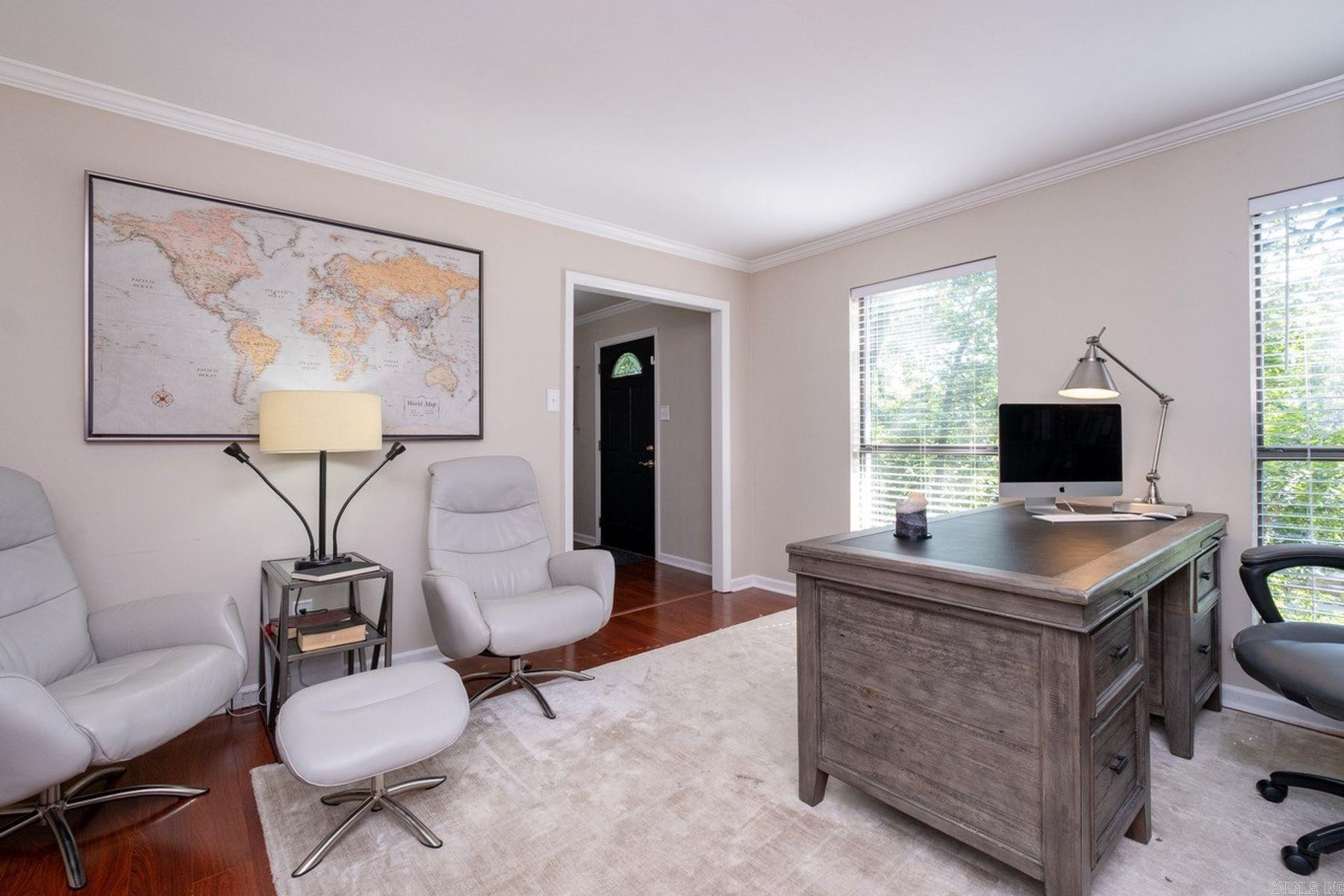 MARLOWE MANOR - Residential