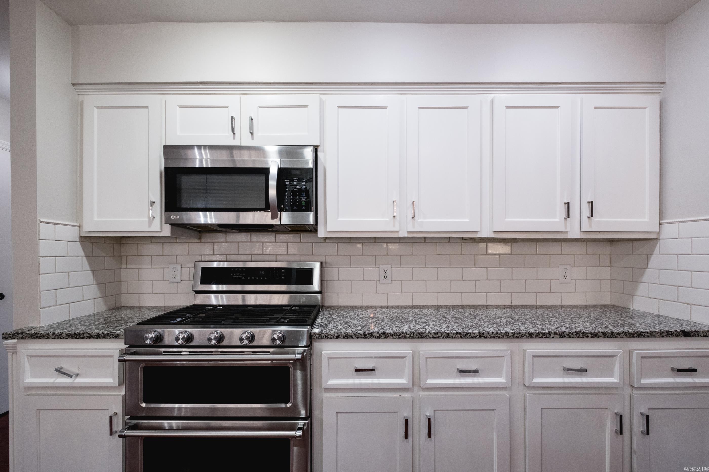 MARLOWE MANOR - Residential