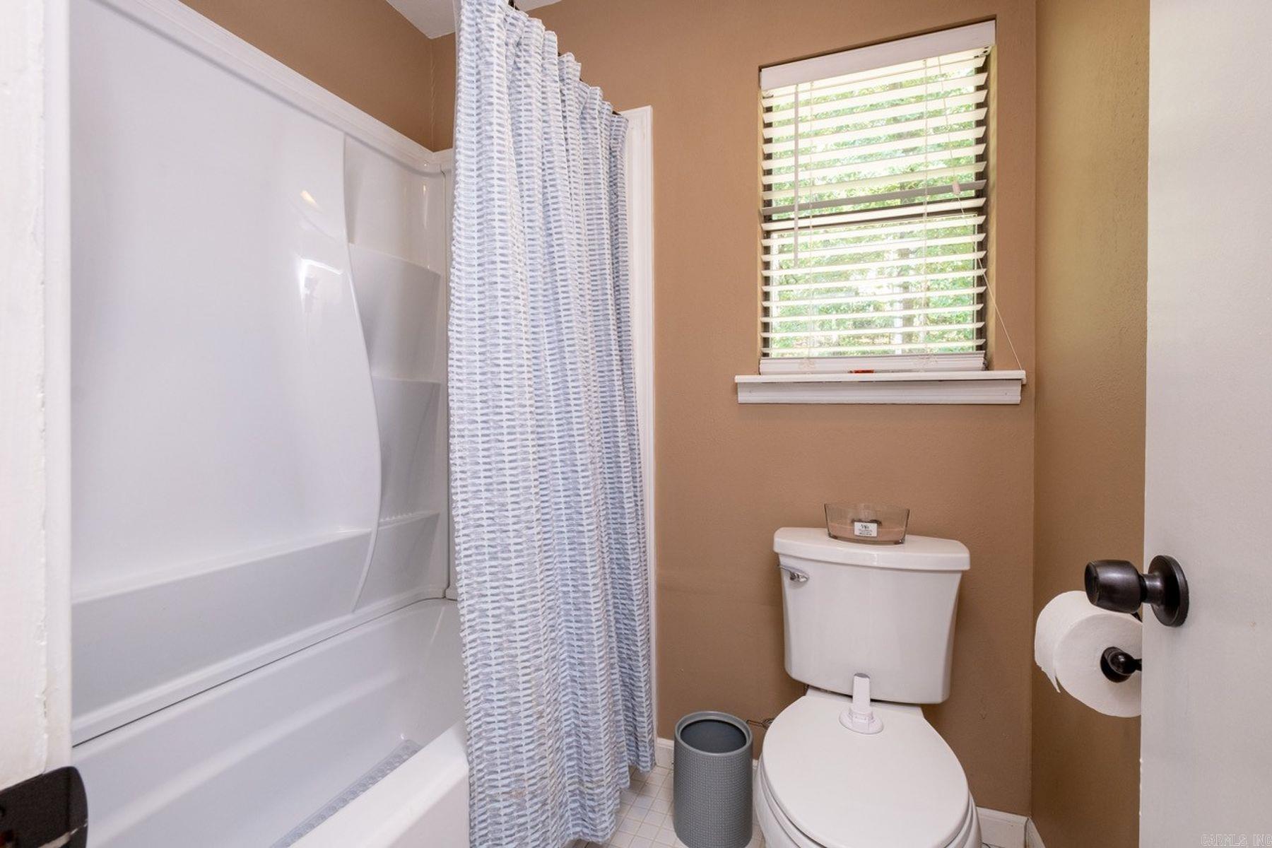 MARLOWE MANOR - Residential