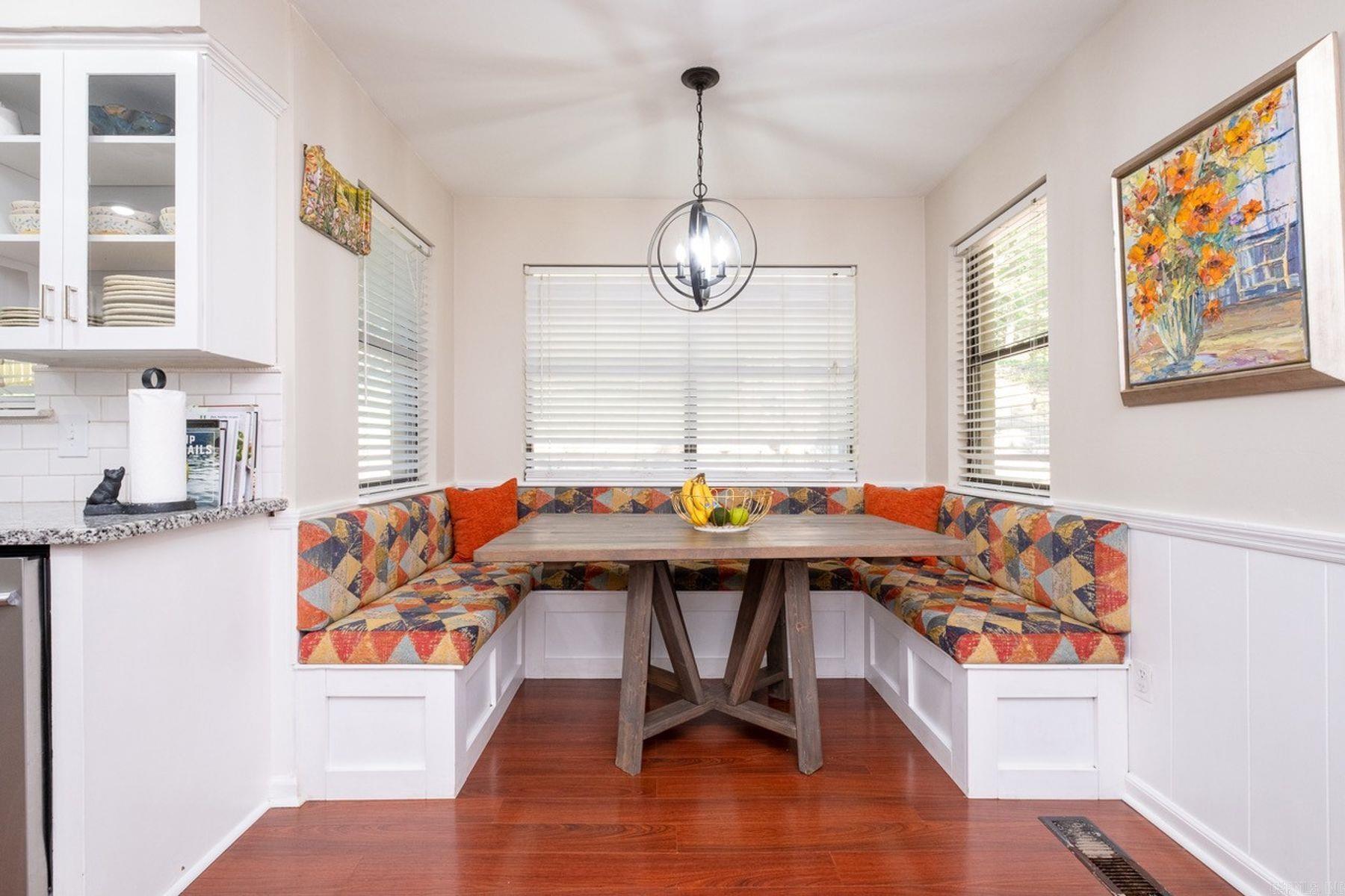 MARLOWE MANOR - Residential