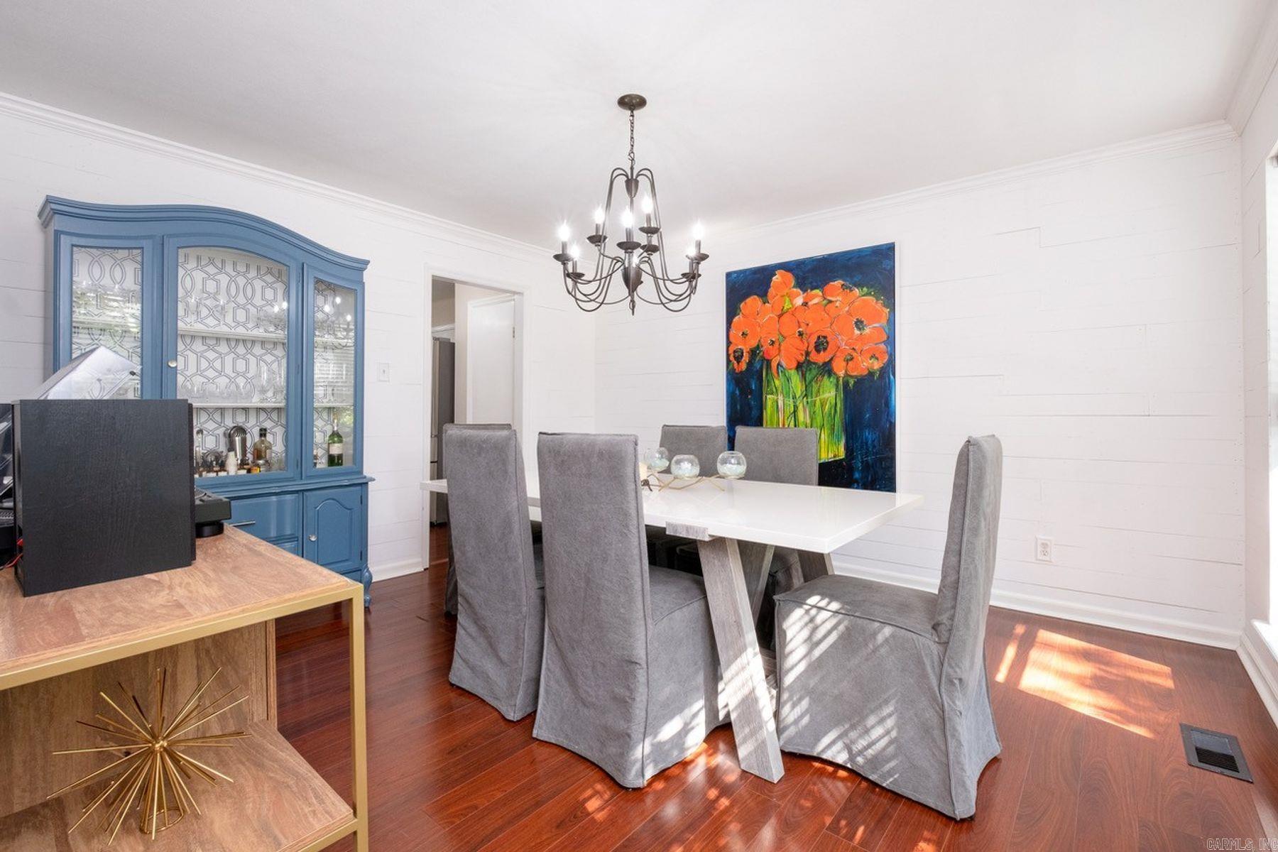 MARLOWE MANOR - Residential