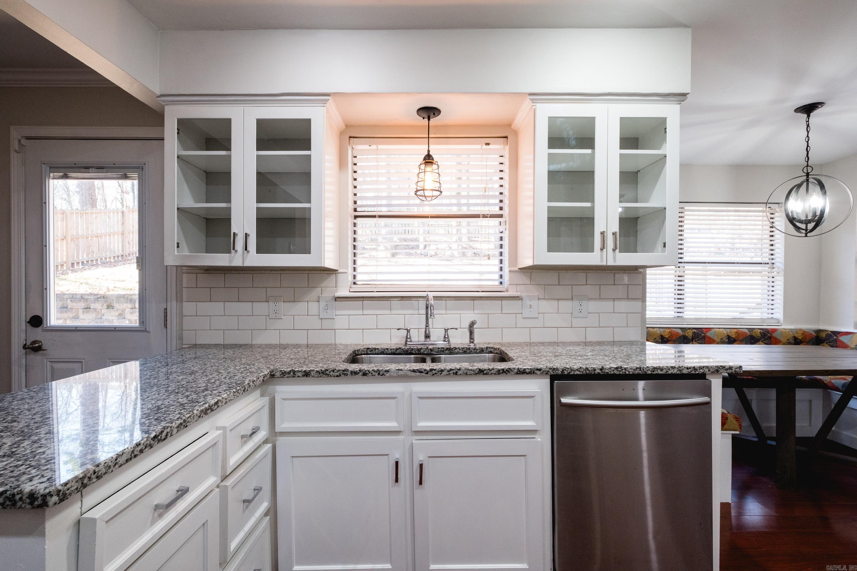 MARLOWE MANOR - Residential