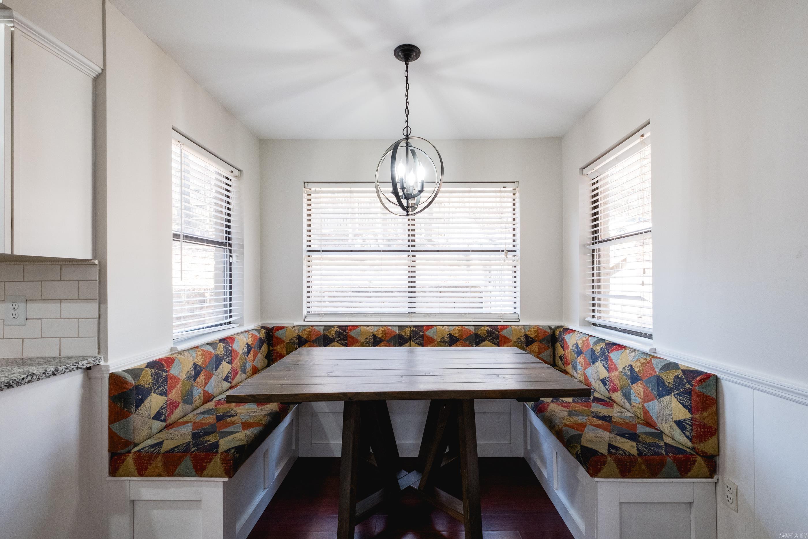 MARLOWE MANOR - Residential