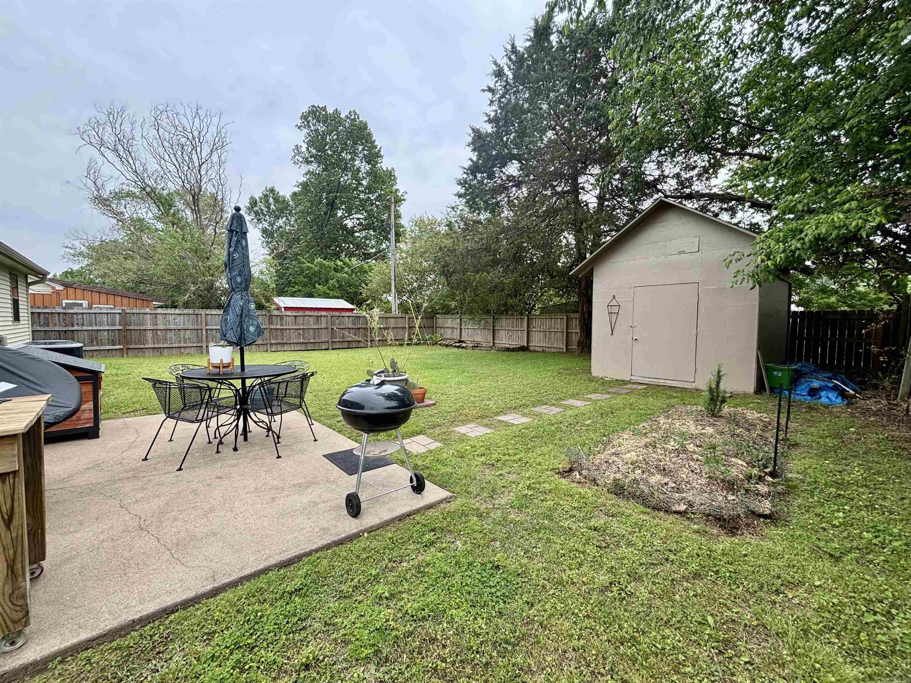 FIELDCREST - Residential